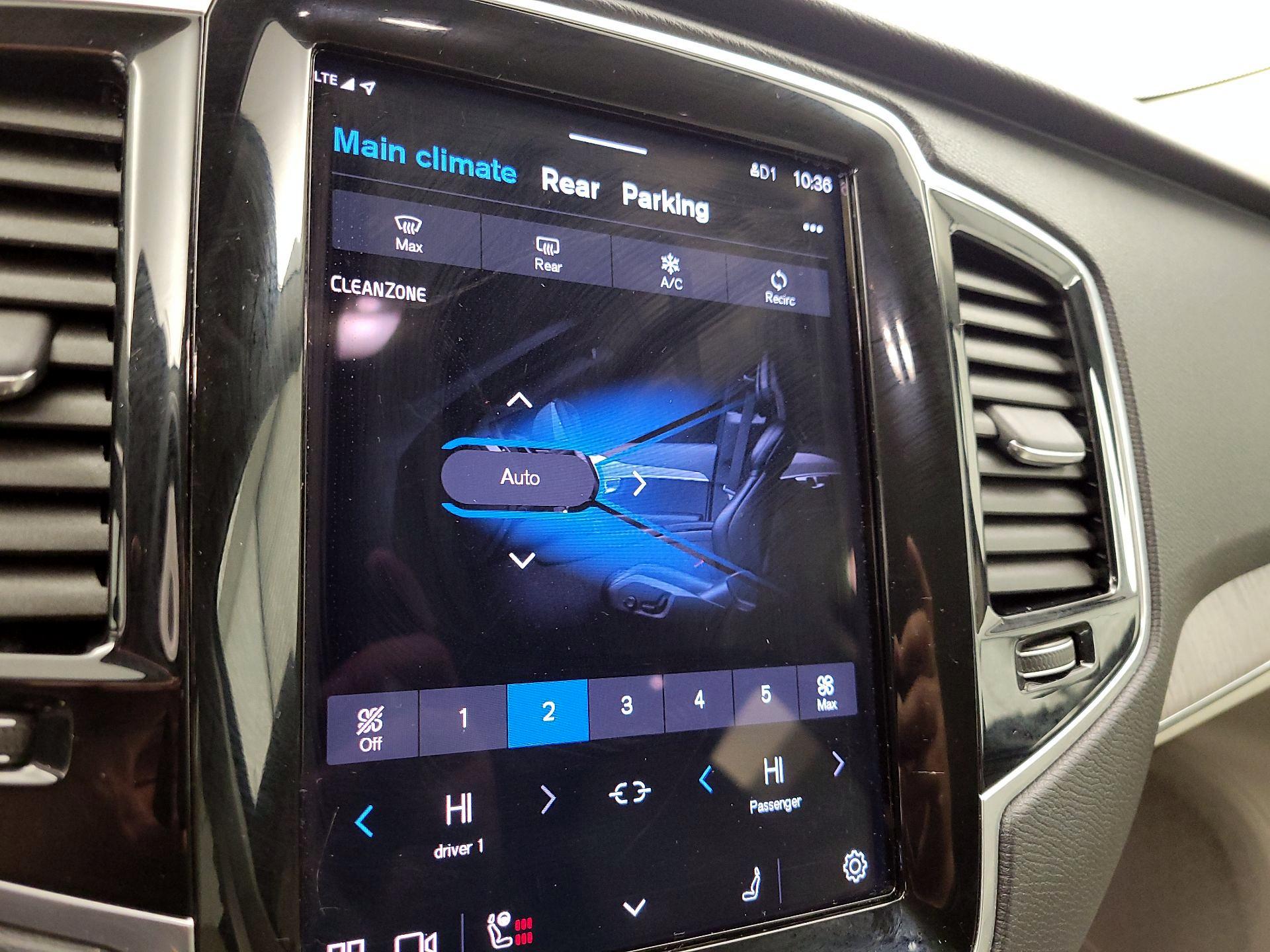 Thumbnail: 2024 Volvo XC90 - 17