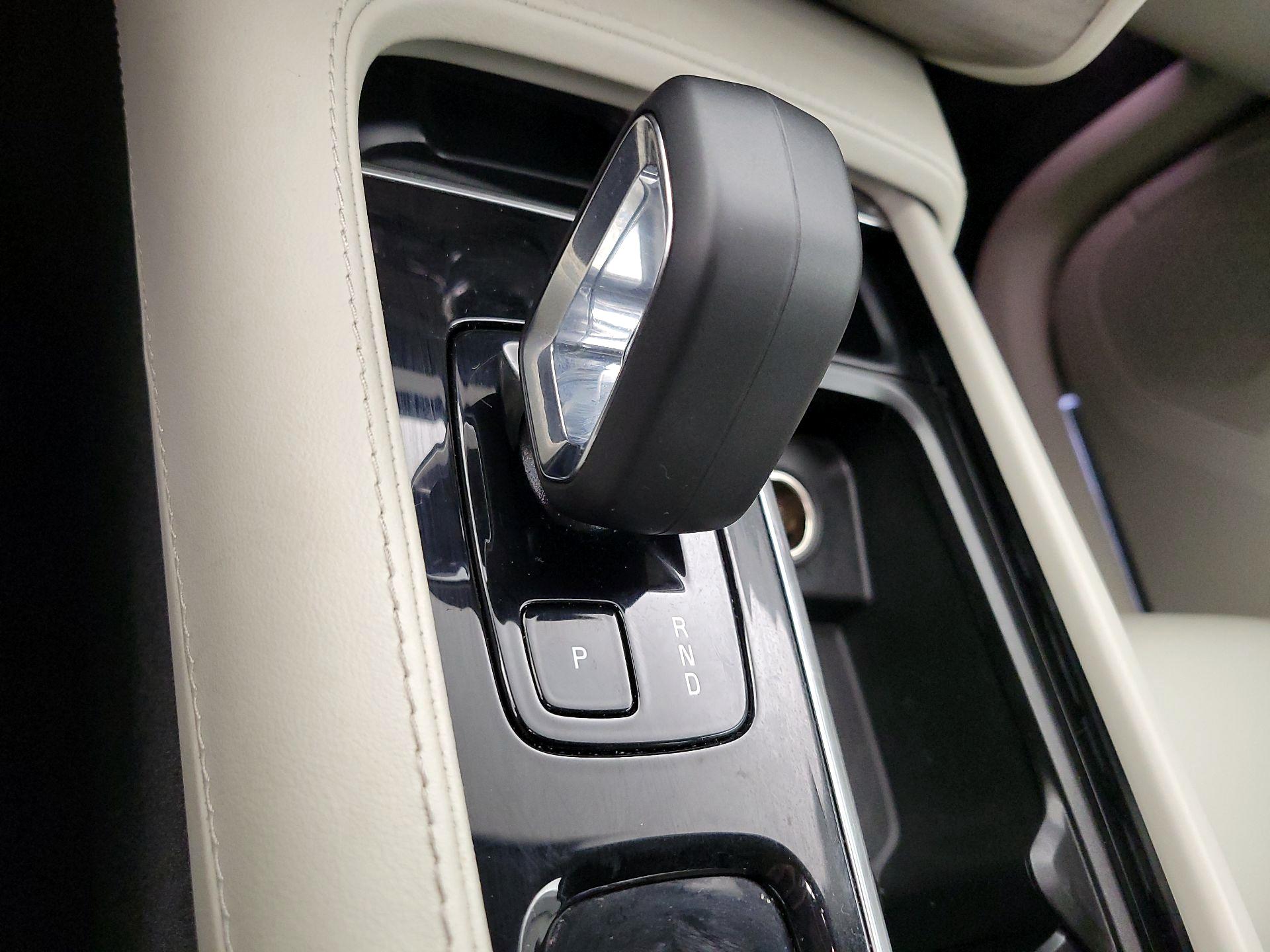 Thumbnail: 2024 Volvo XC90 - 18