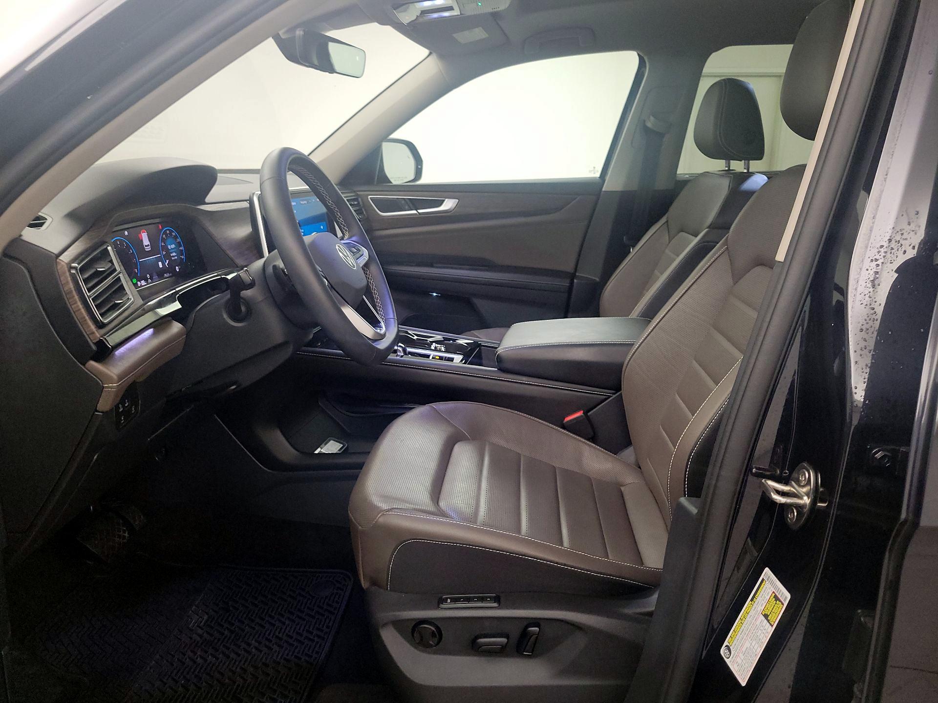 Thumbnail: 2024 Volkswagen Atlas - 11