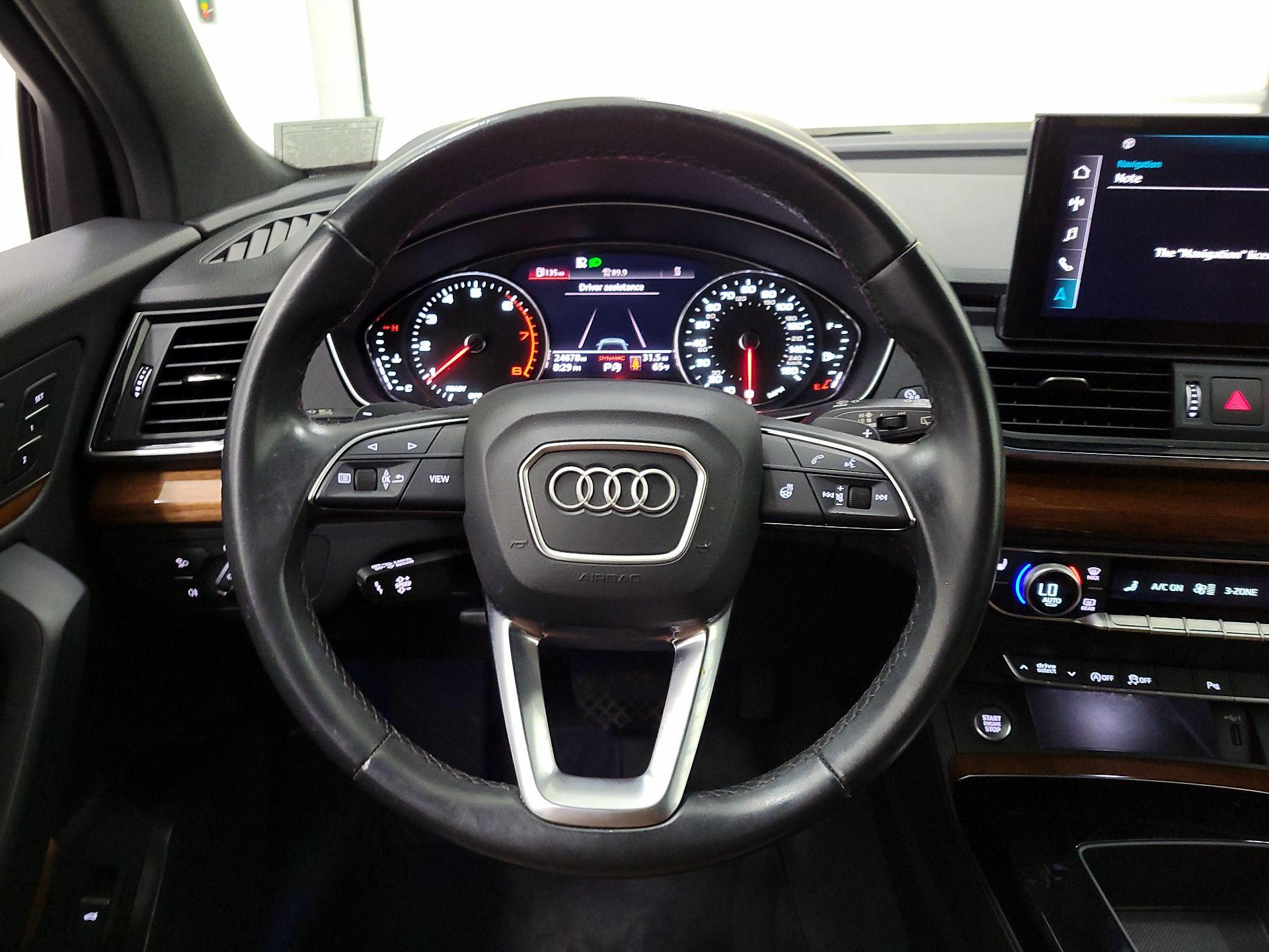 Thumbnail: 2022 Audi Q5 - 10