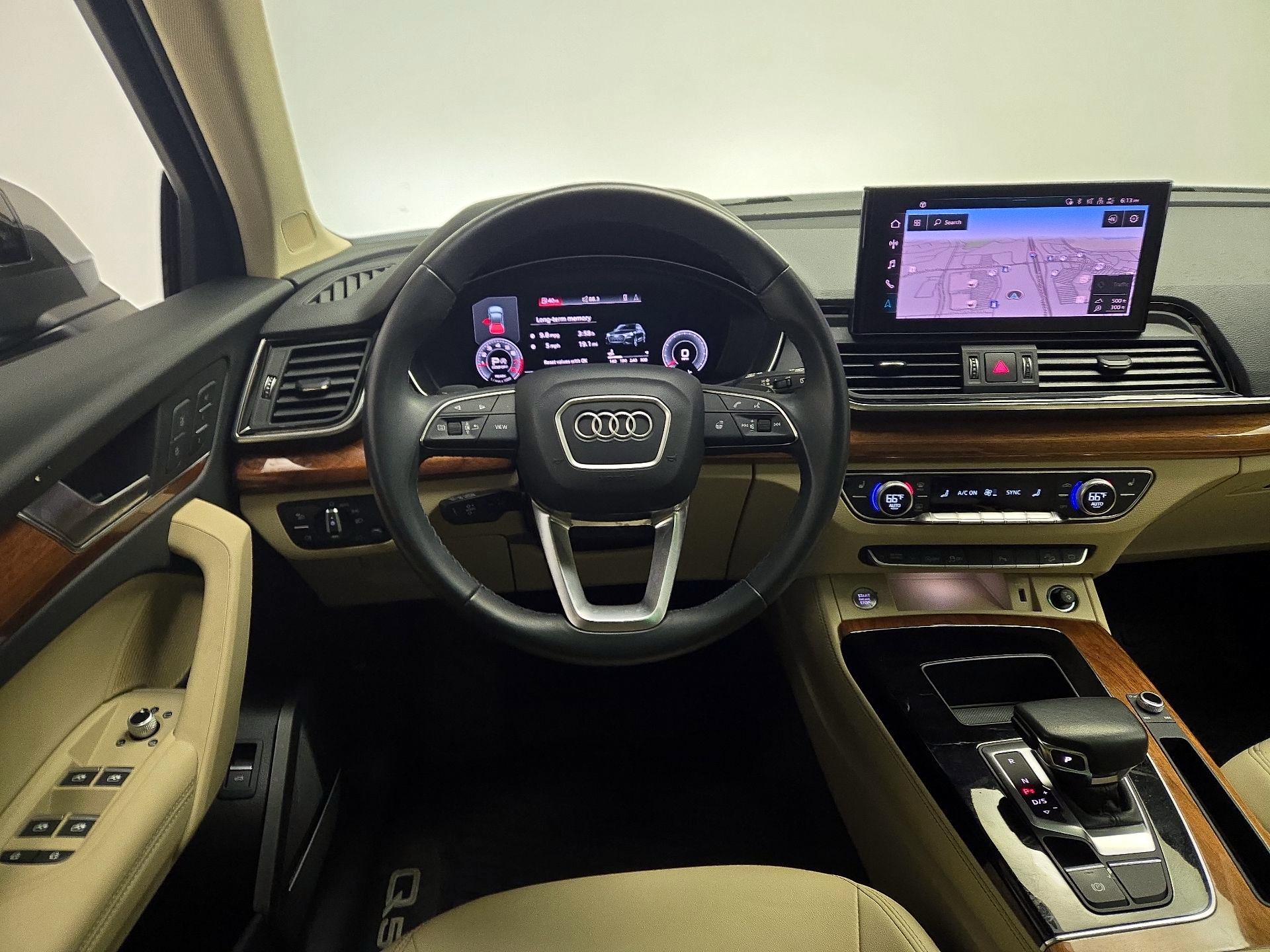 Thumbnail: 2022 Audi Q5 - 10