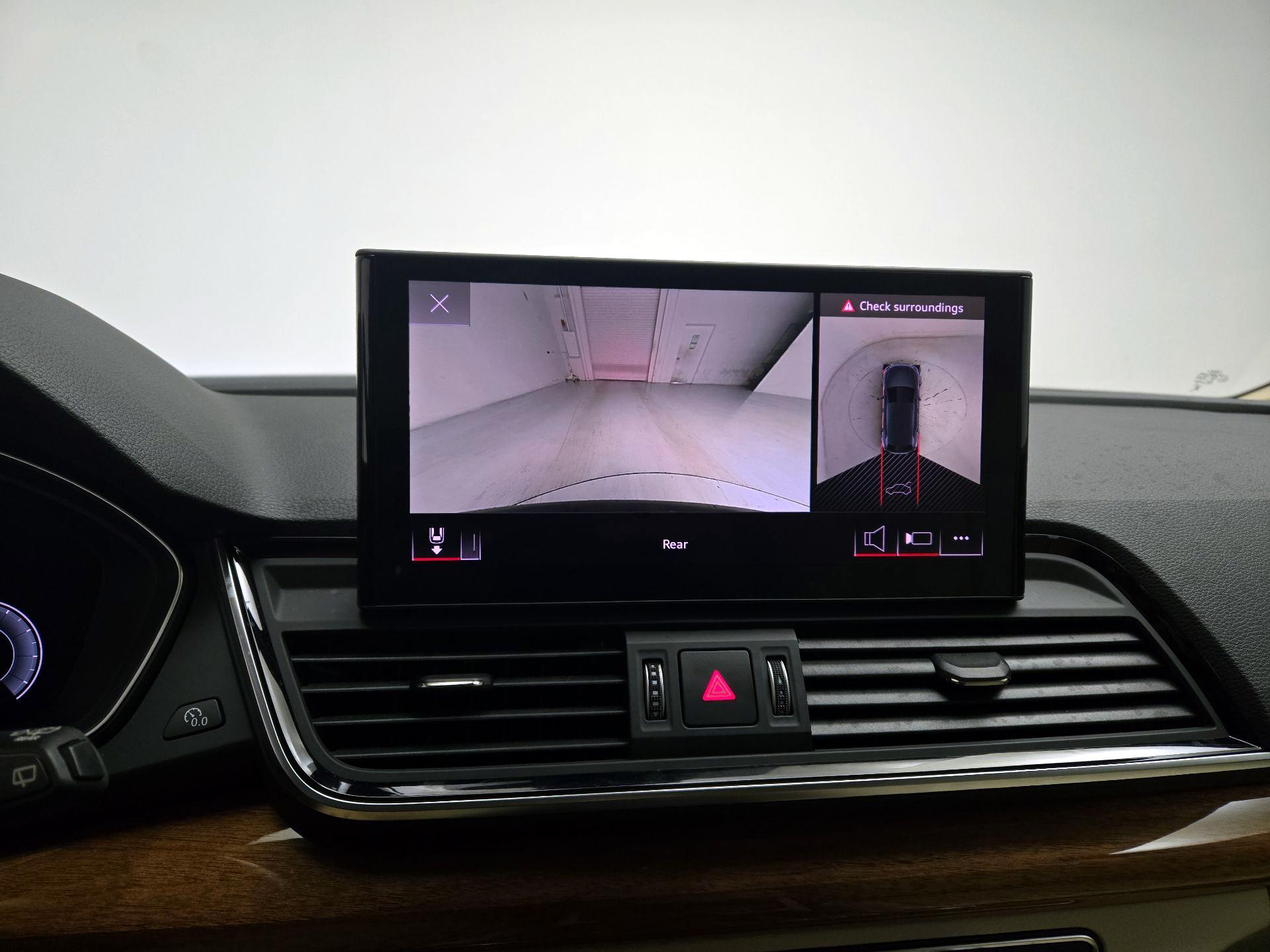 Thumbnail: 2022 Audi Q5 - 15