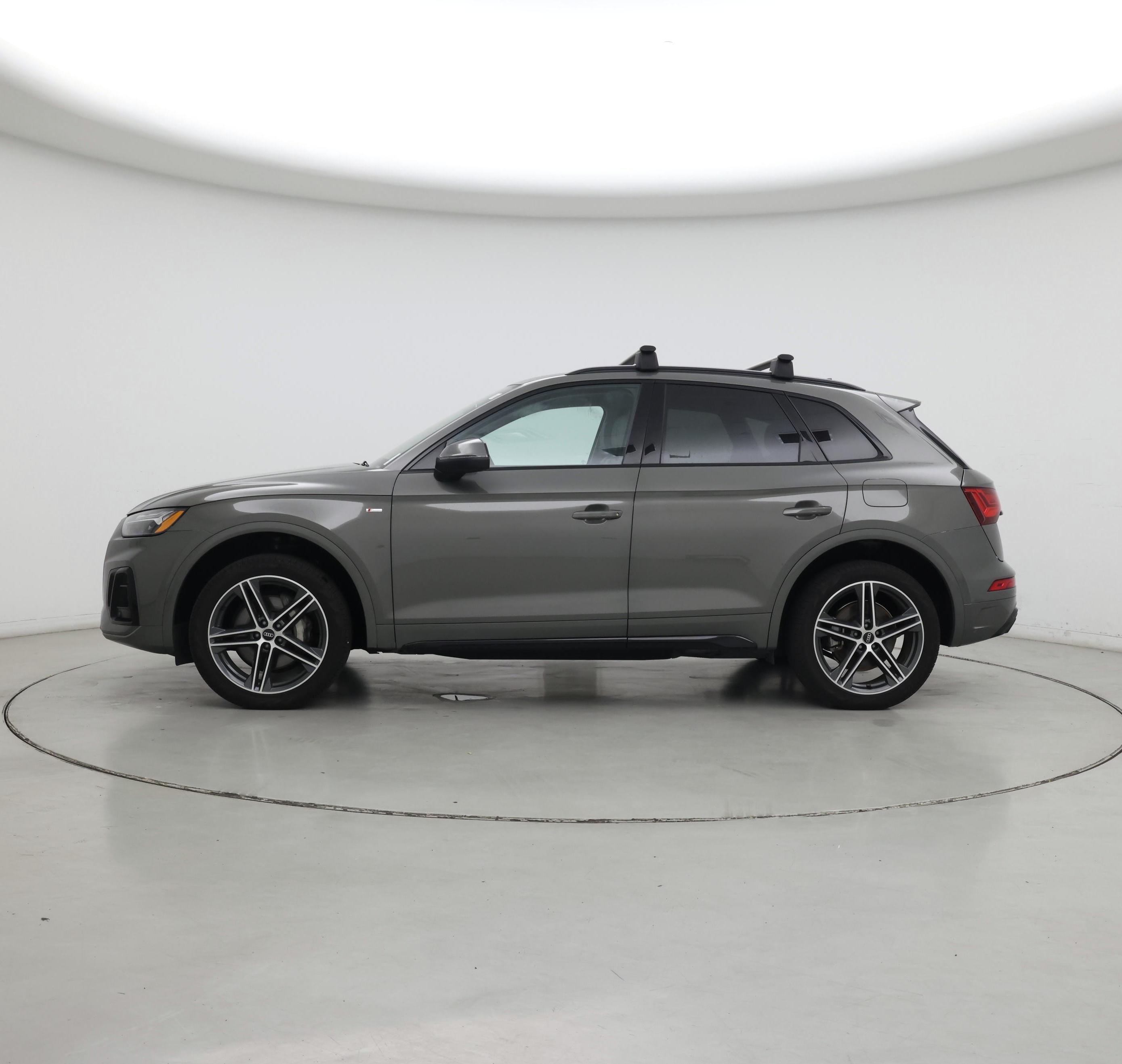 Thumbnail: 2023 Audi Q5 - 3