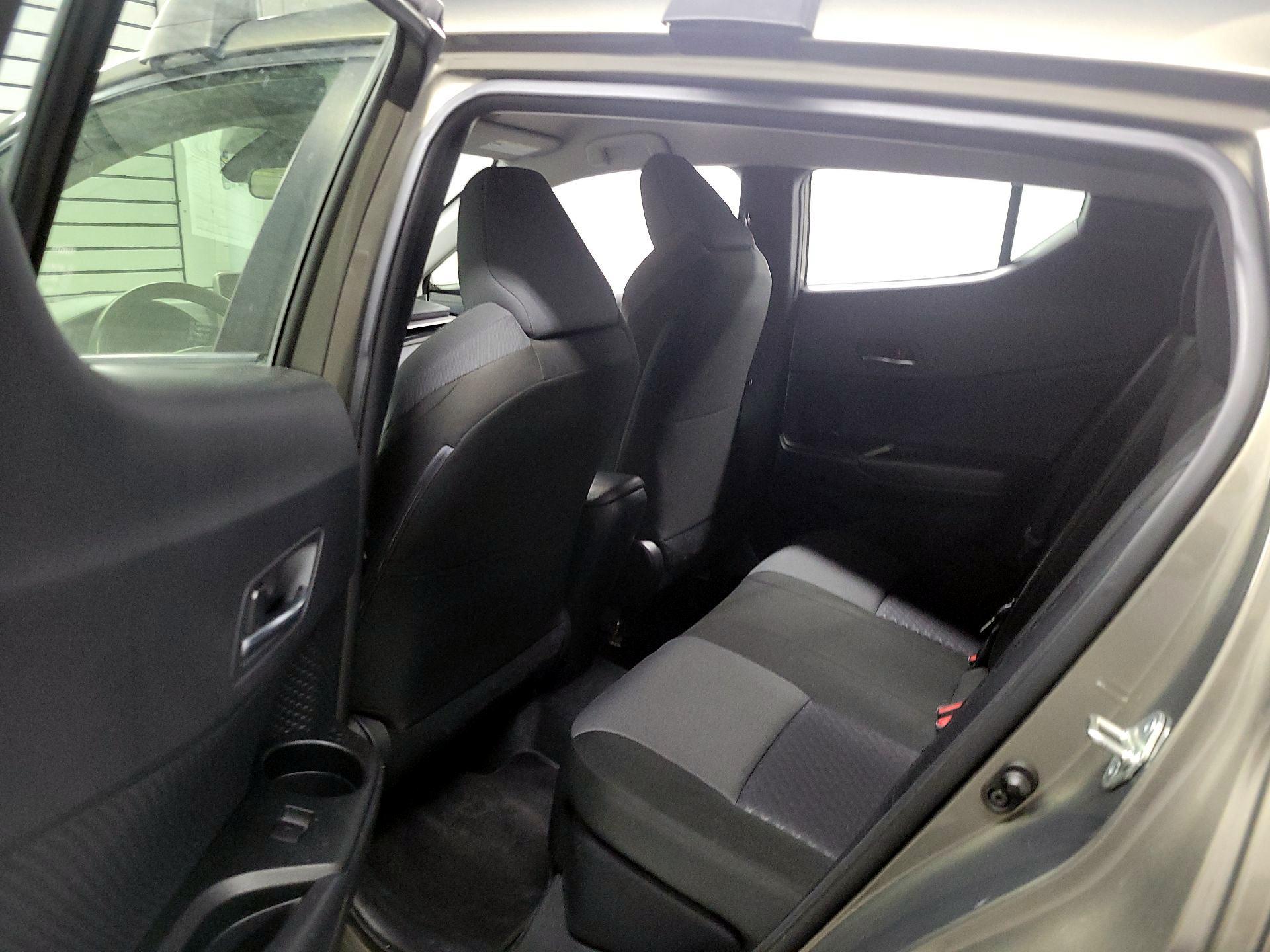 Thumbnail: 2021 Toyota C-HR - 19