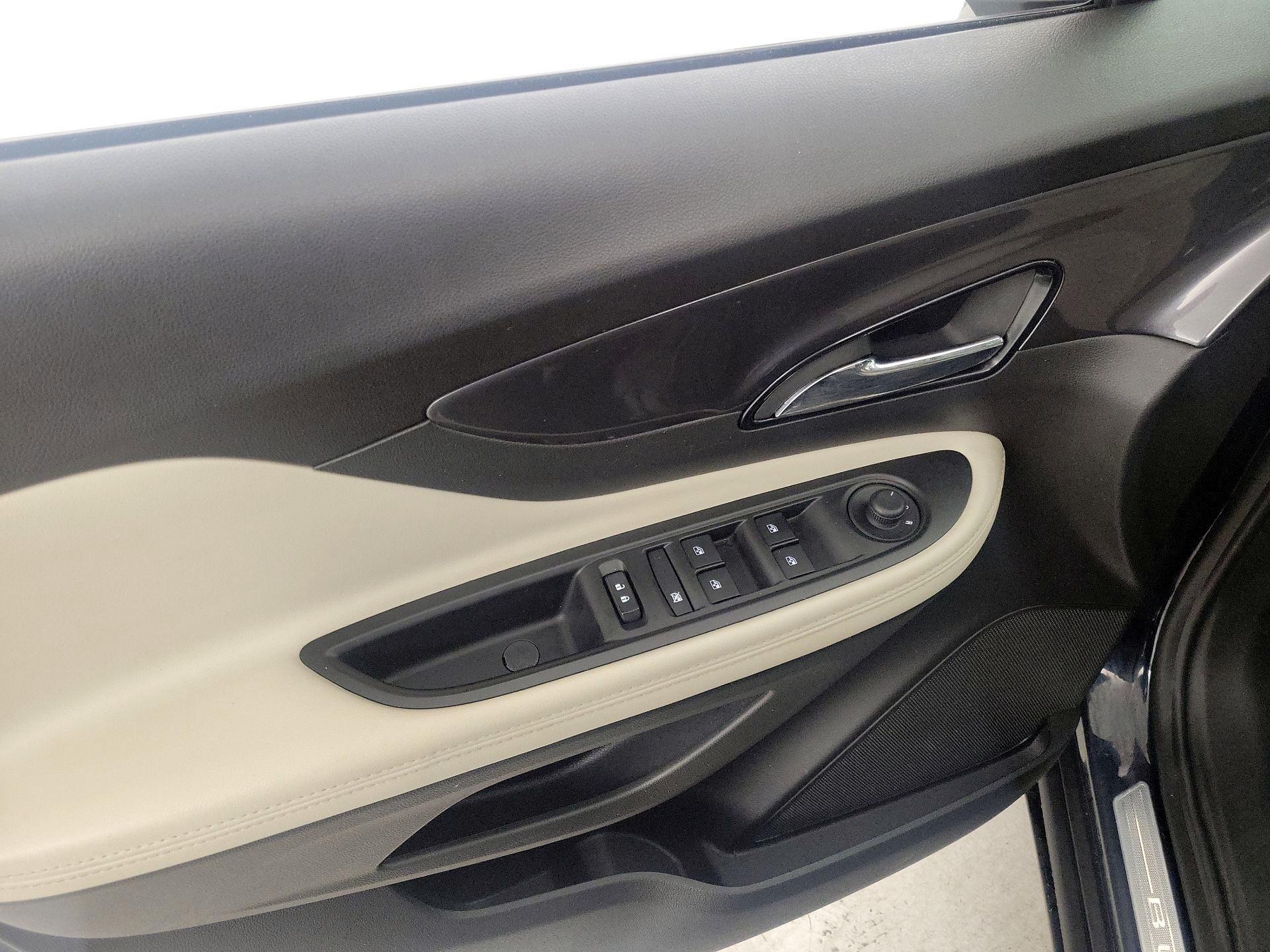 Thumbnail: 2022 Buick Encore - 12