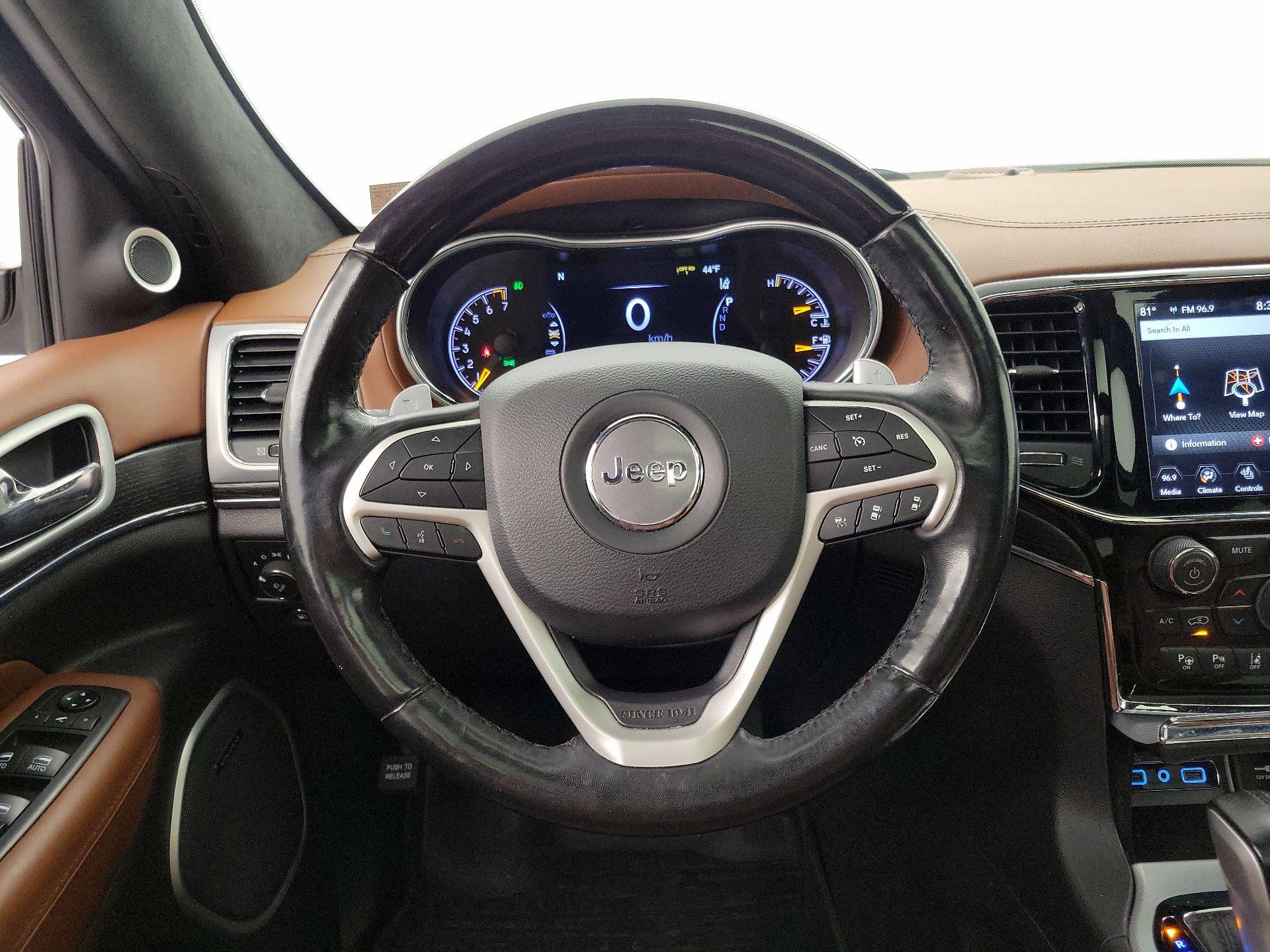 Thumbnail: 2020 Jeep Grand Cherokee - 10