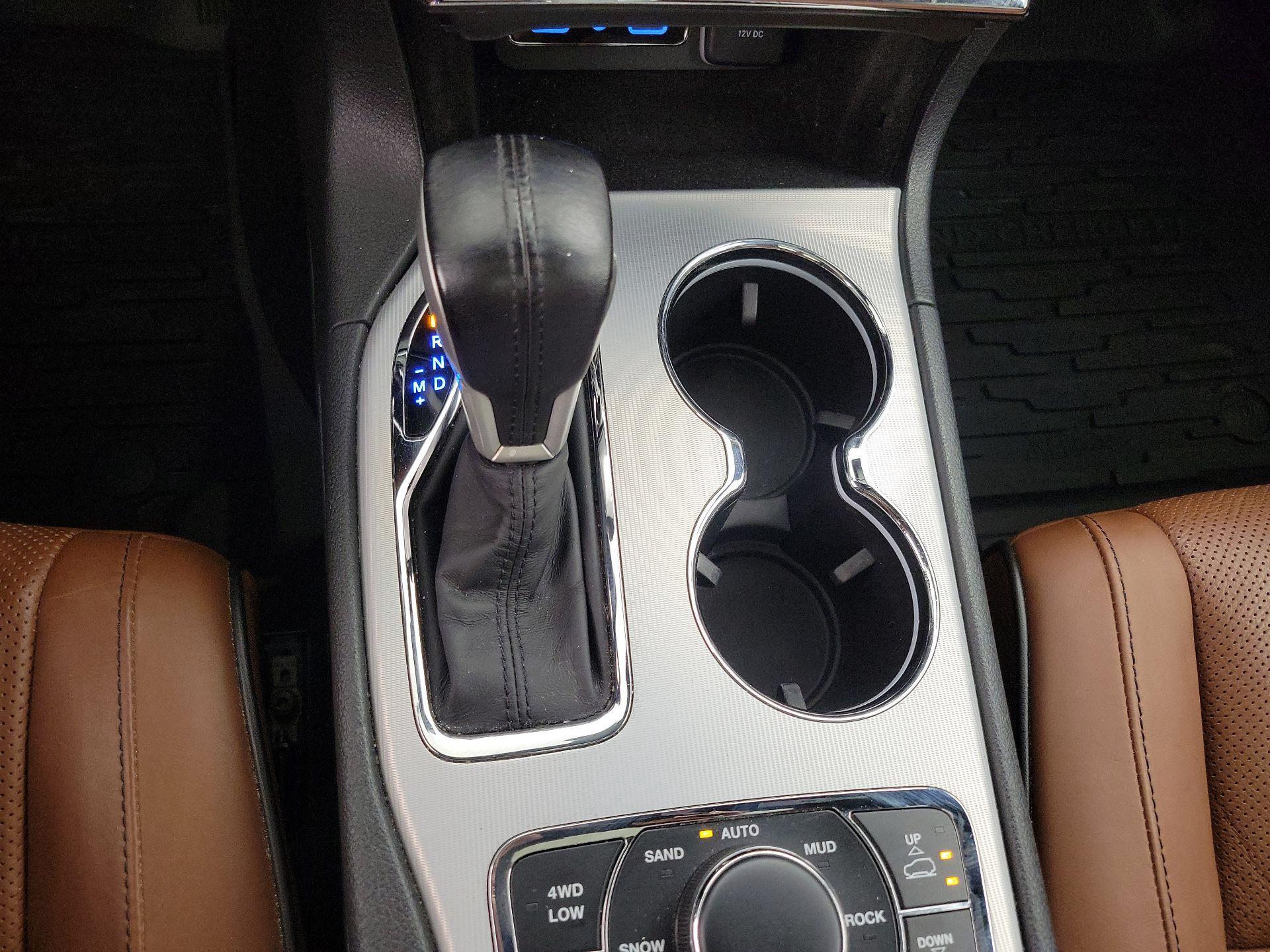 Thumbnail: 2020 Jeep Grand Cherokee - 18