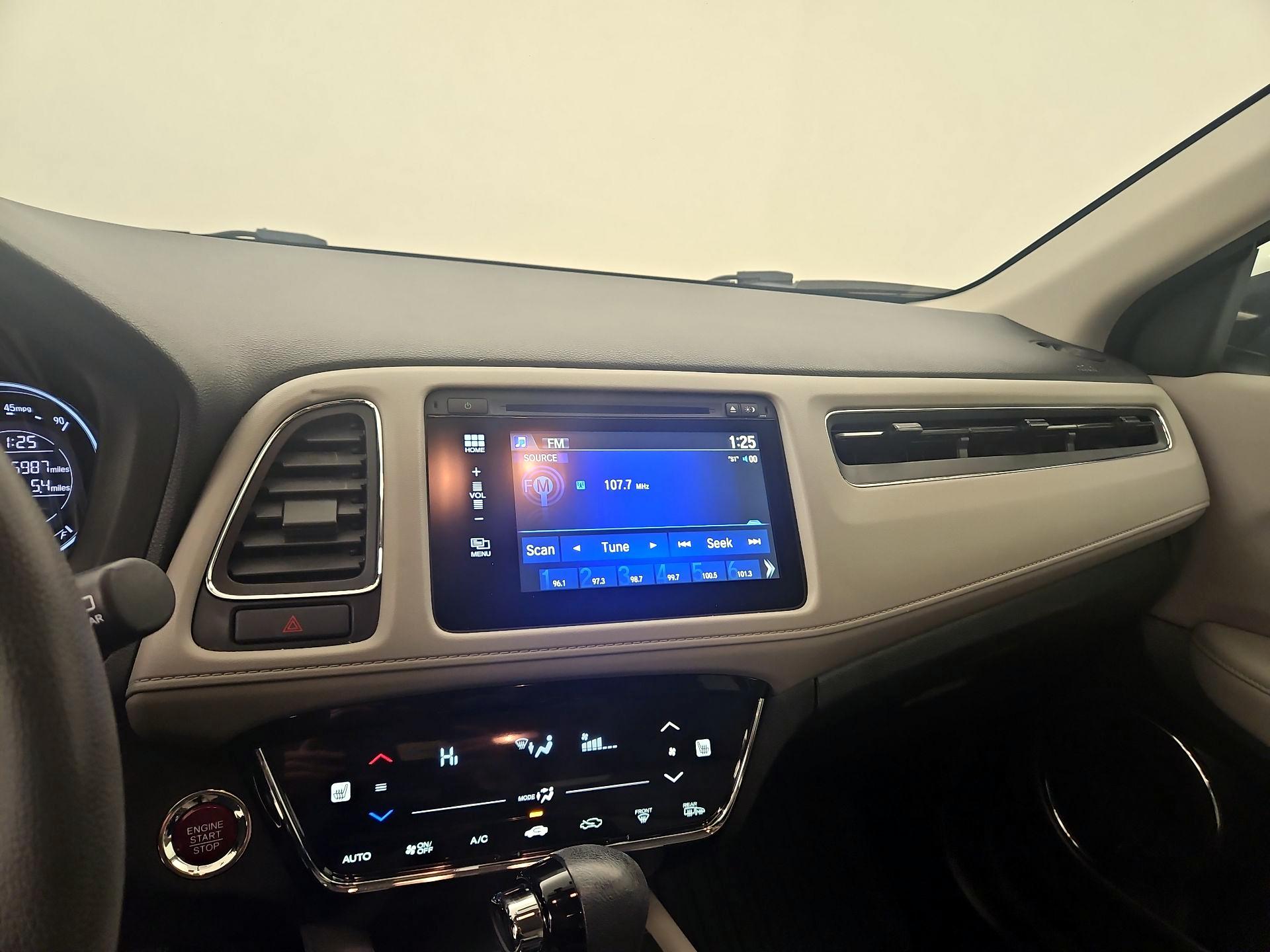 Thumbnail: 2018 Honda HR-V - 15