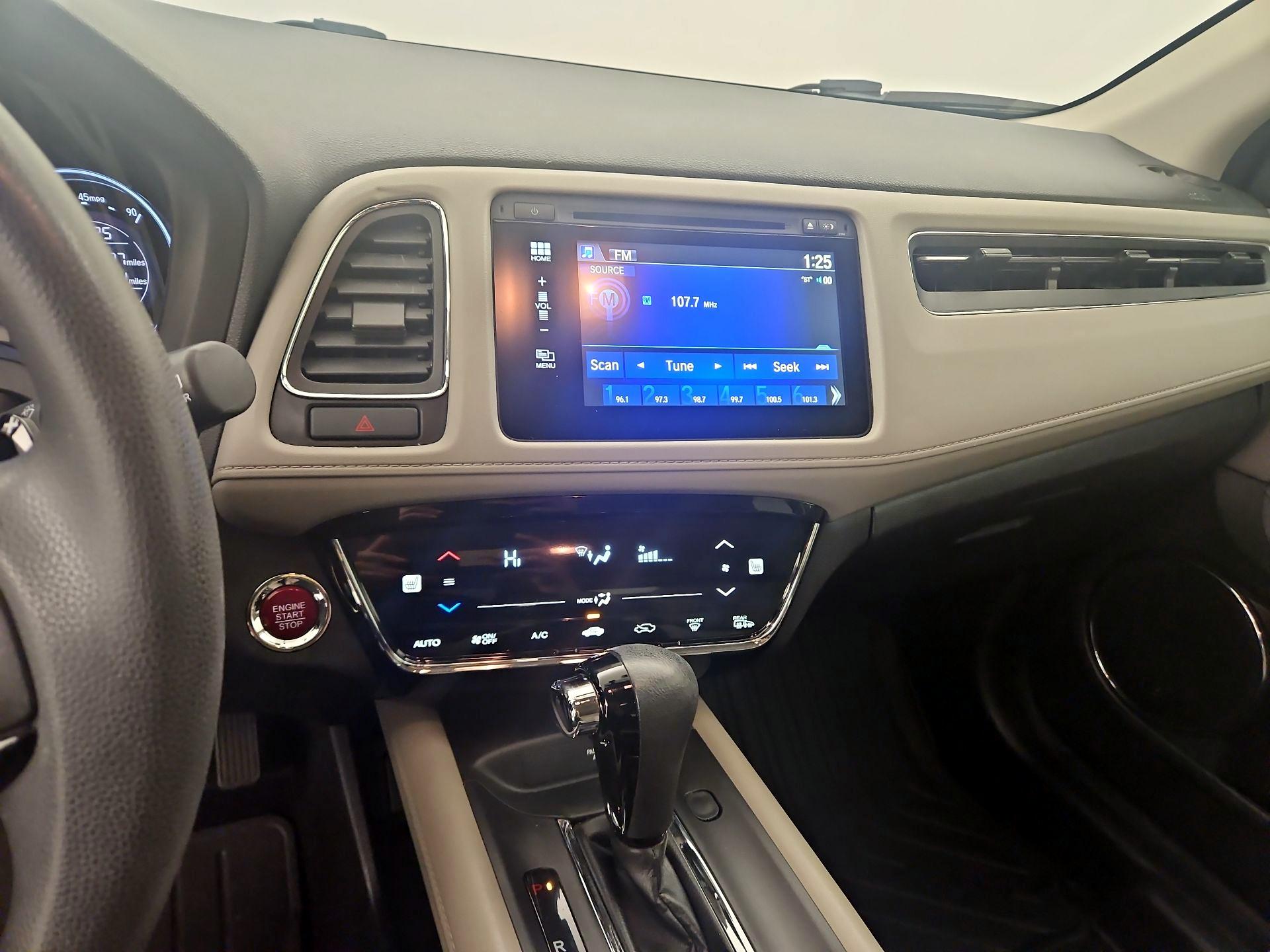 Thumbnail: 2018 Honda HR-V - 16