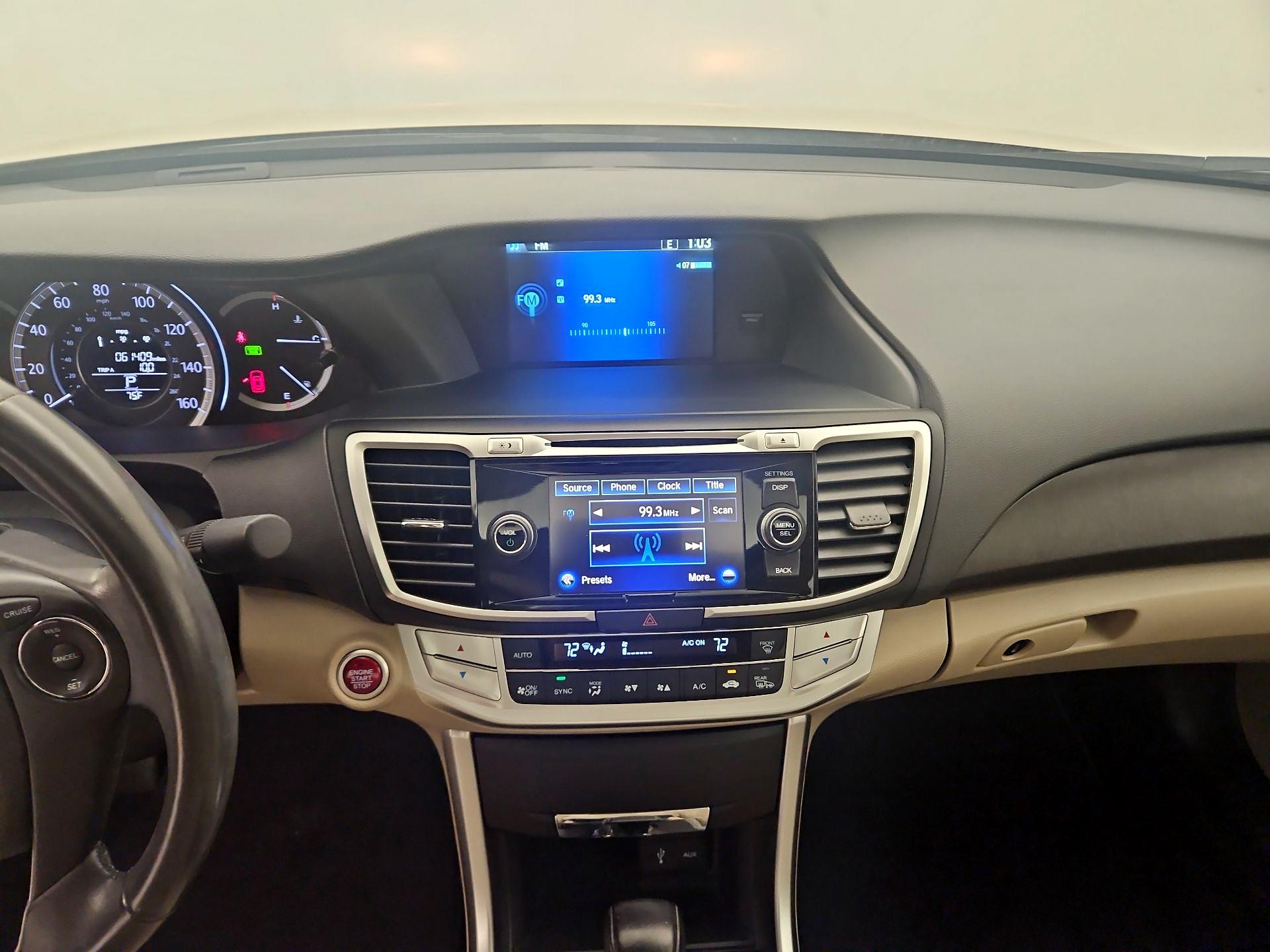 Thumbnail: 2015 Honda Accord - 9