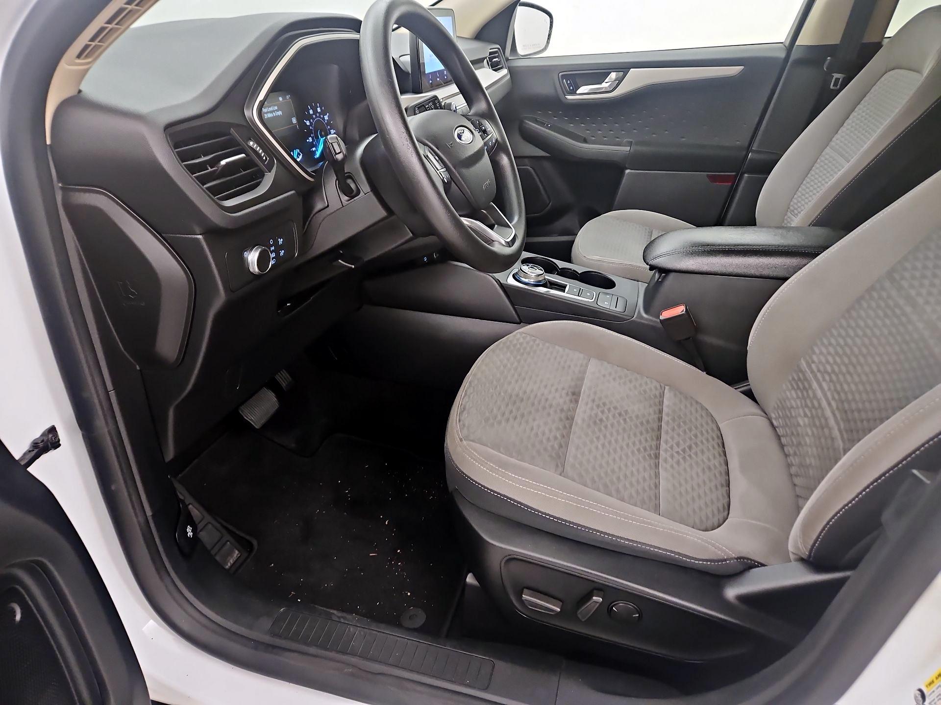 Thumbnail: 2020 Ford Escape - 11