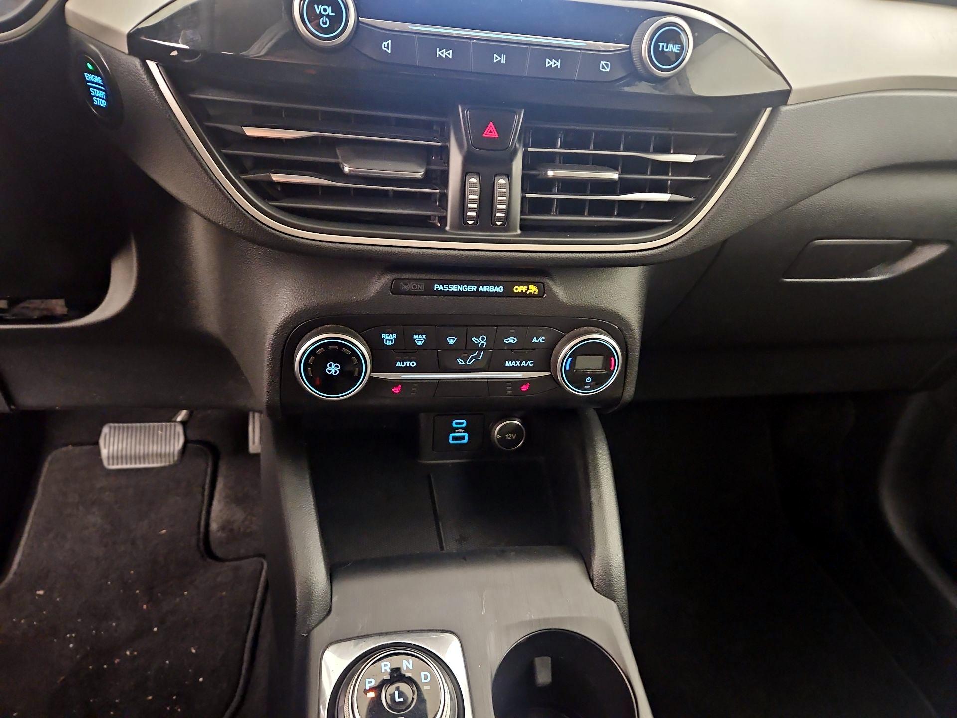 Thumbnail: 2020 Ford Escape - 16