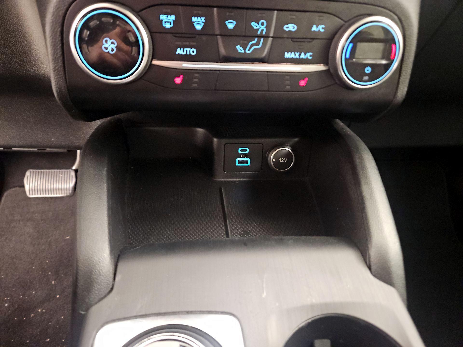 Thumbnail: 2020 Ford Escape - 18