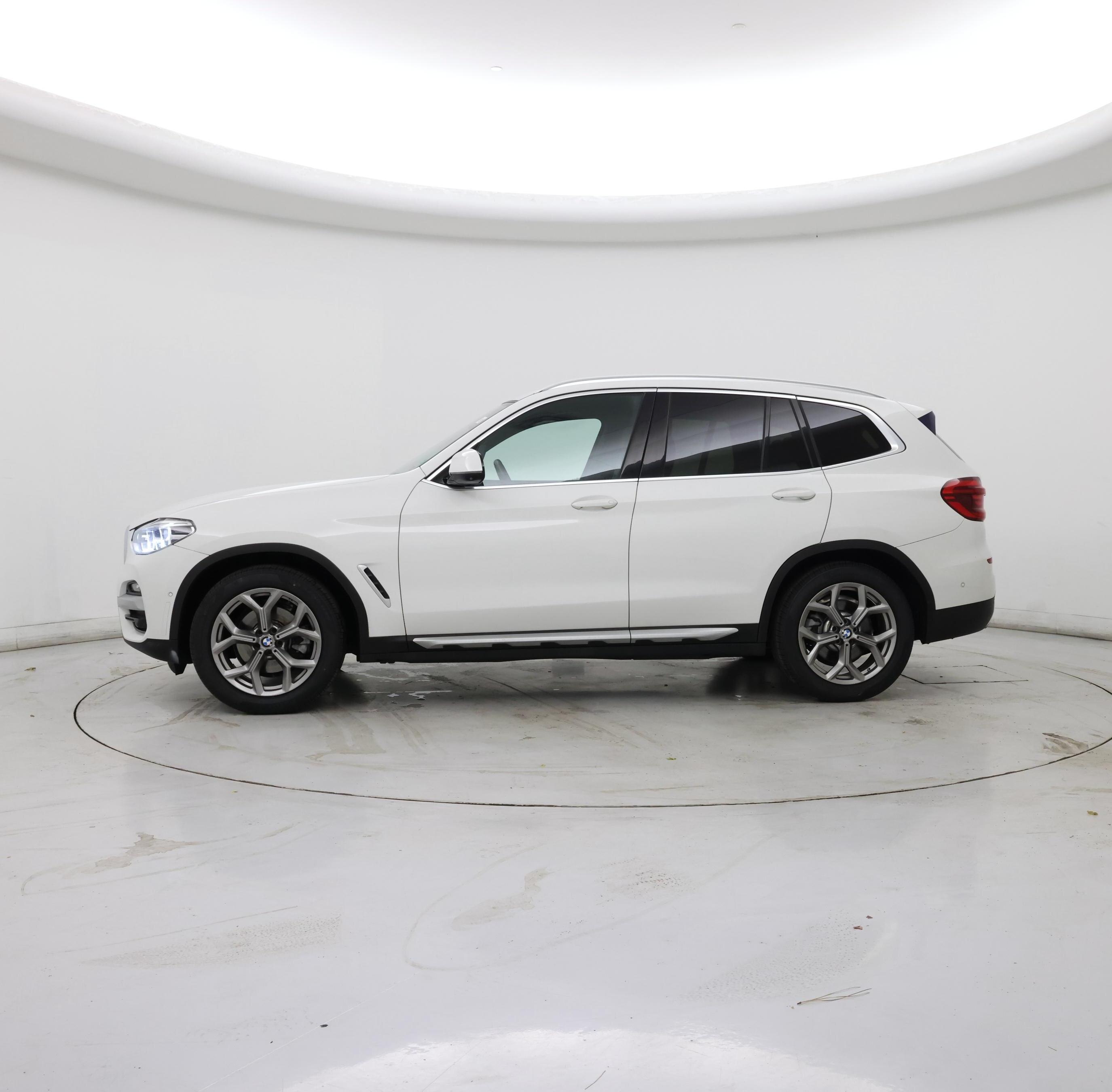 Thumbnail: 2021 BMW X3 - 3