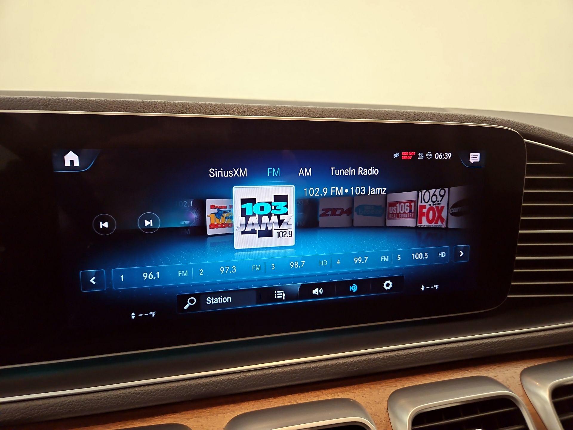 Thumbnail: 2020 Mercedes-Benz GLE - 16