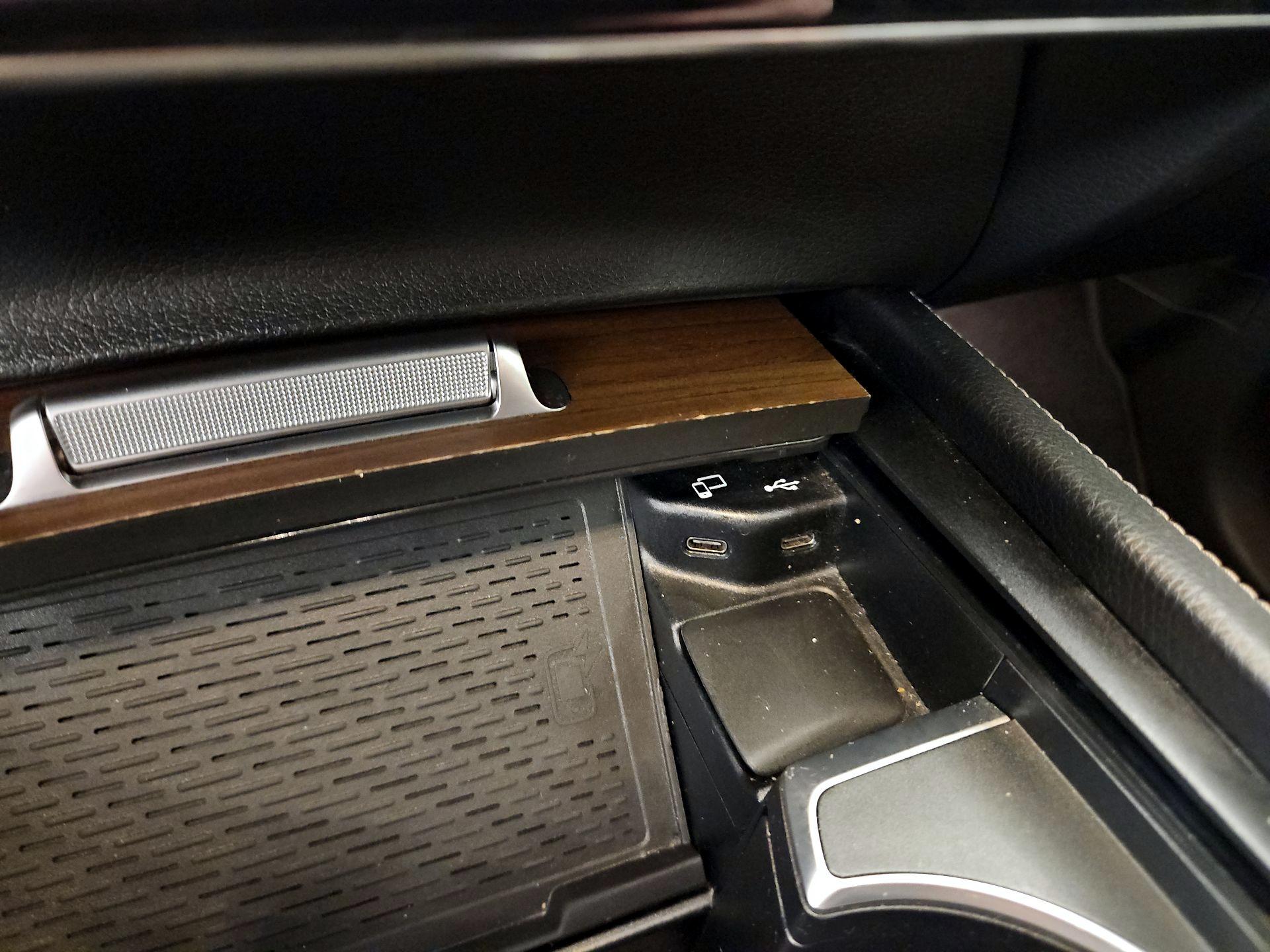 Thumbnail: 2020 Mercedes-Benz GLE - 19