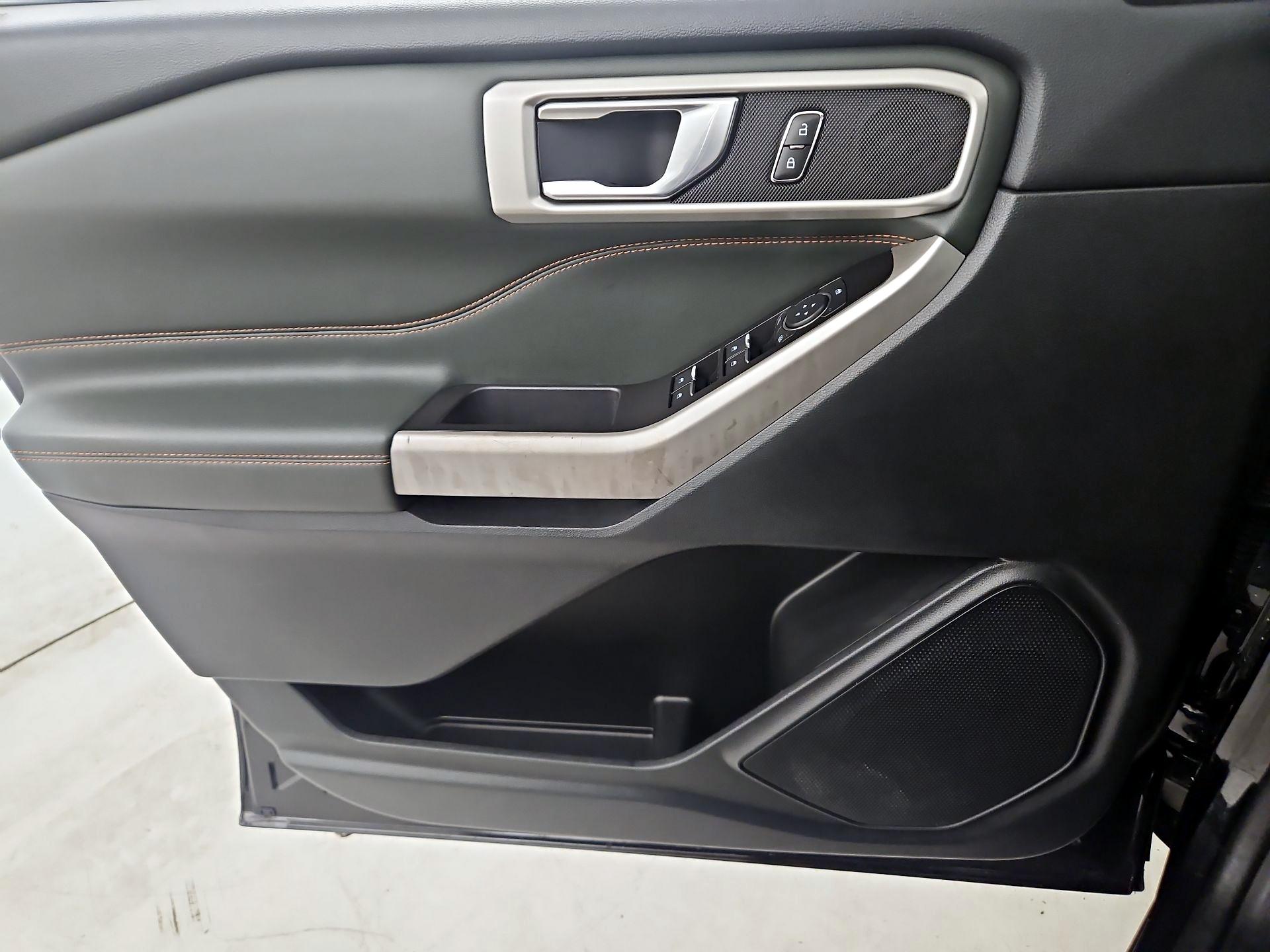 Thumbnail: 2022 Ford Explorer - 12