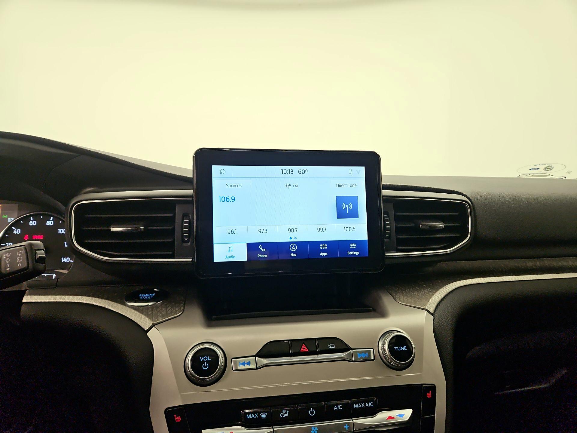 Thumbnail: 2022 Ford Explorer - 16