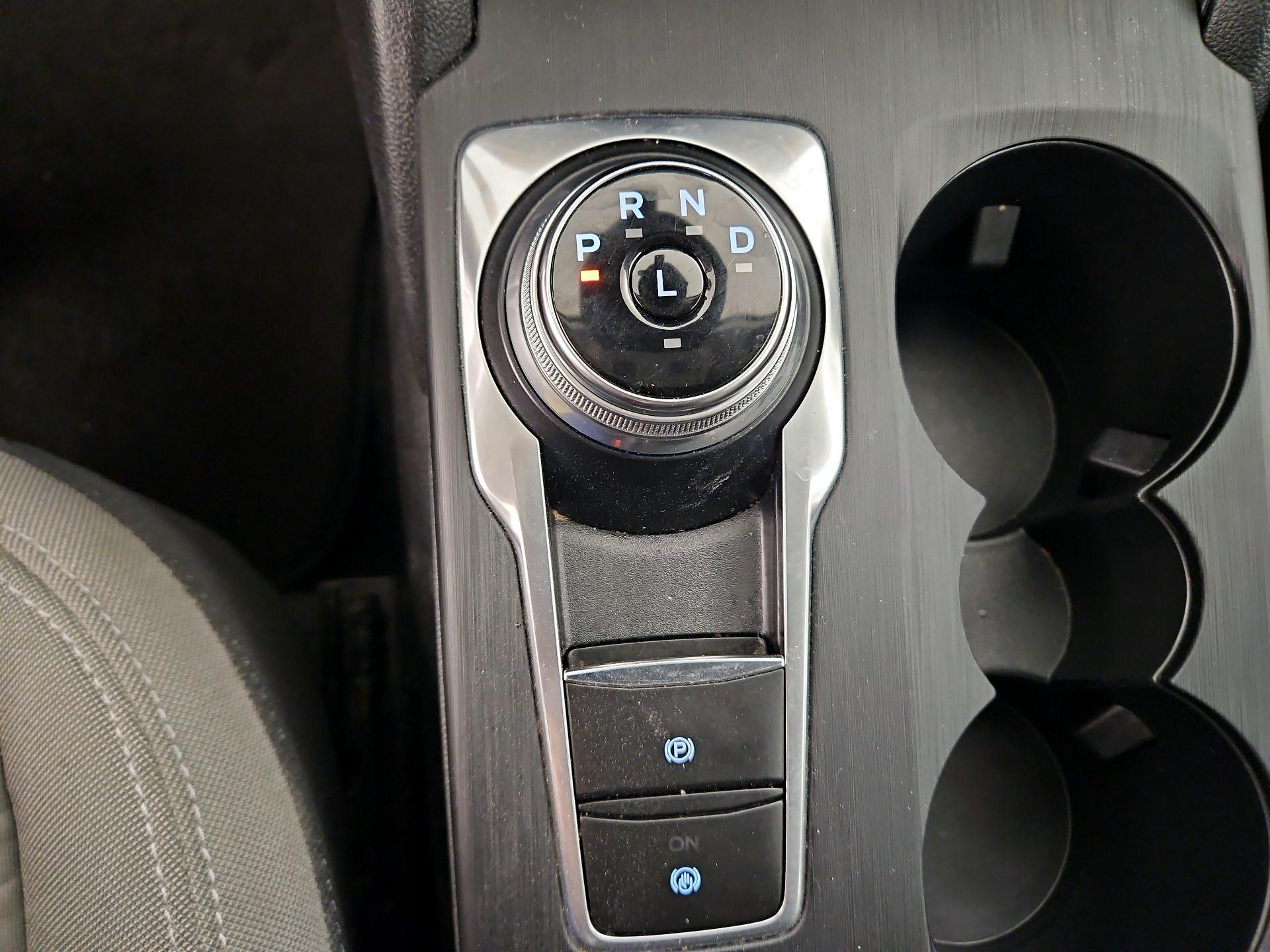 Thumbnail: 2021 Ford Escape - 17