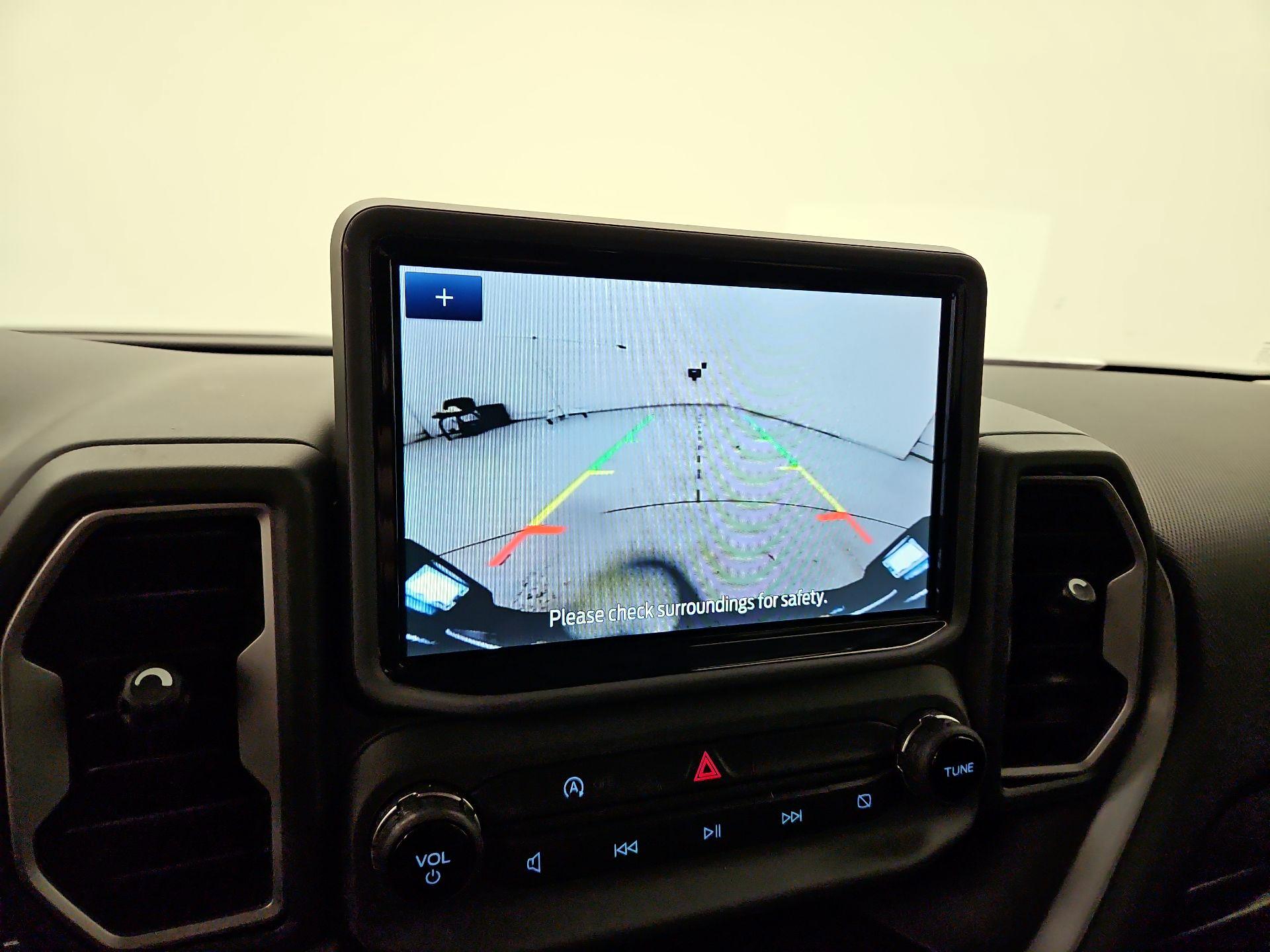 Thumbnail: 2022 Ford Bronco Sport - 14