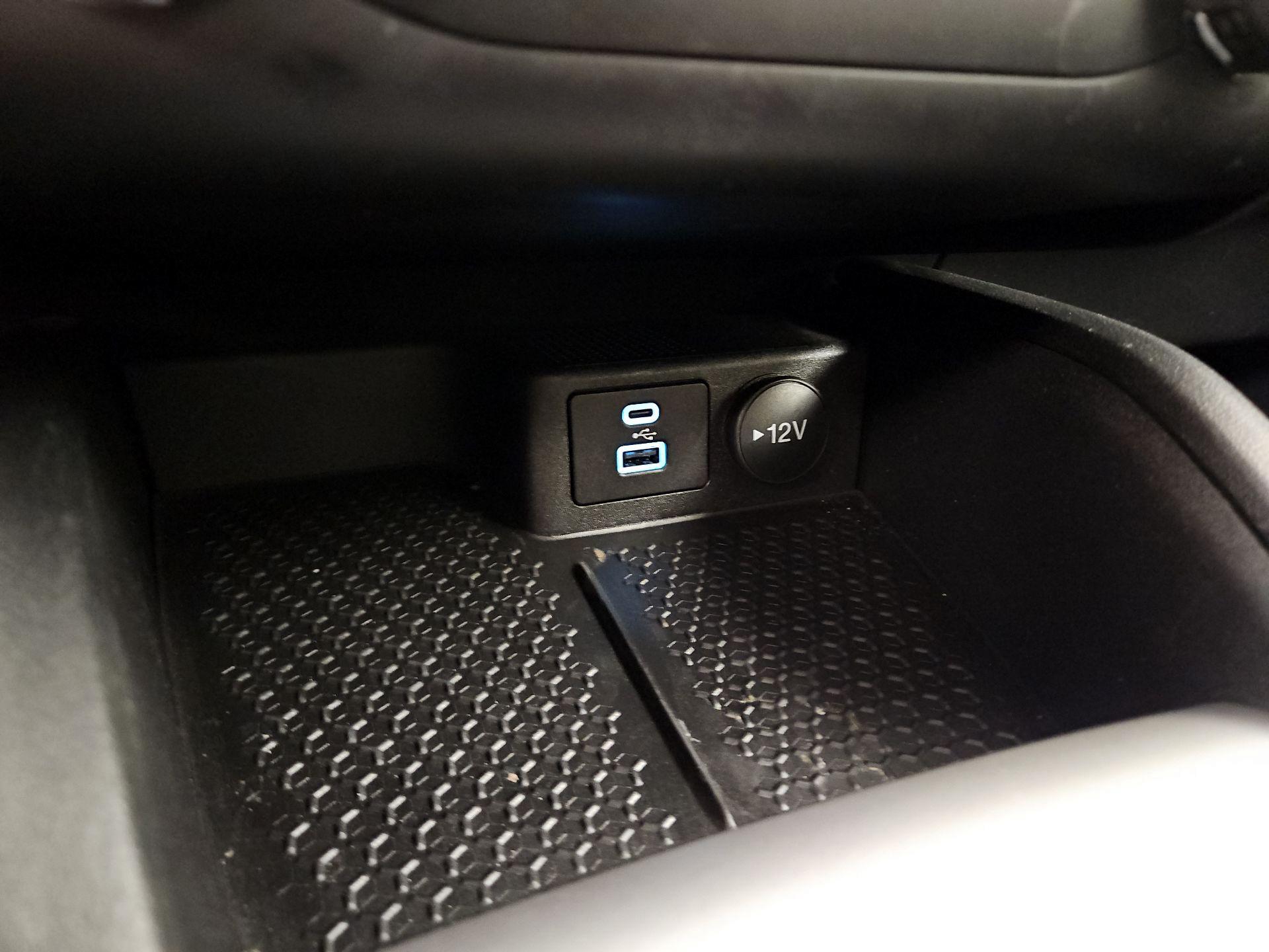 Thumbnail: 2022 Ford Bronco Sport - 18