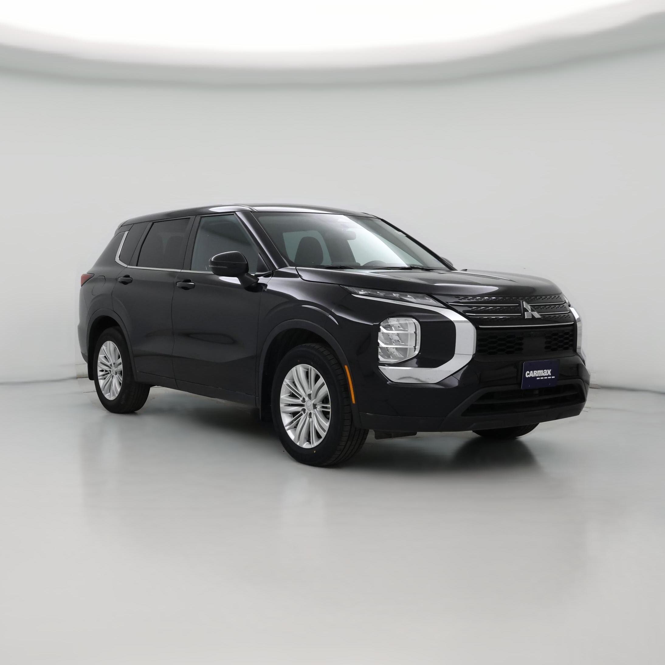 Thumbnail: 2022 Mitsubishi Outlander - 1