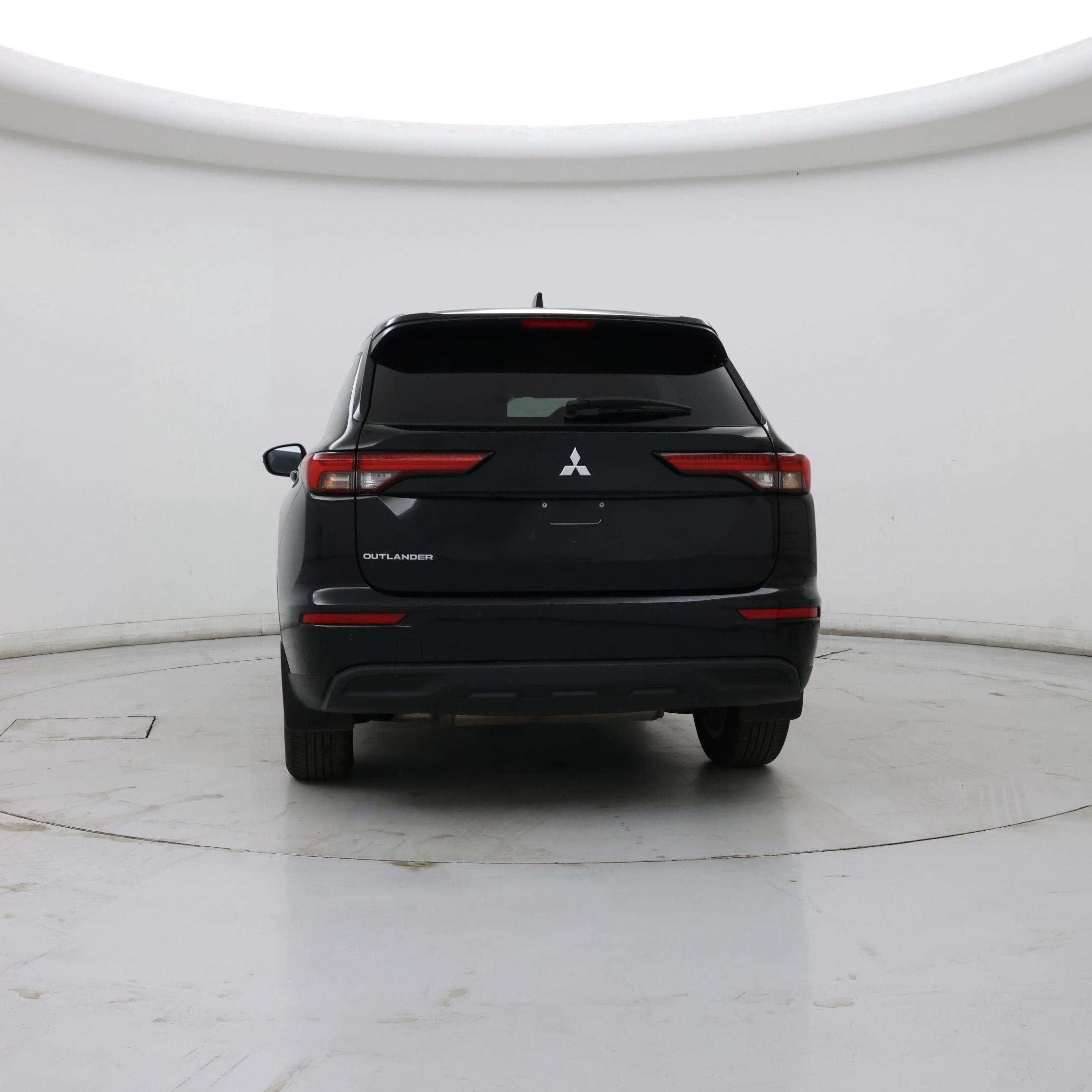 Thumbnail: 2022 Mitsubishi Outlander - 6