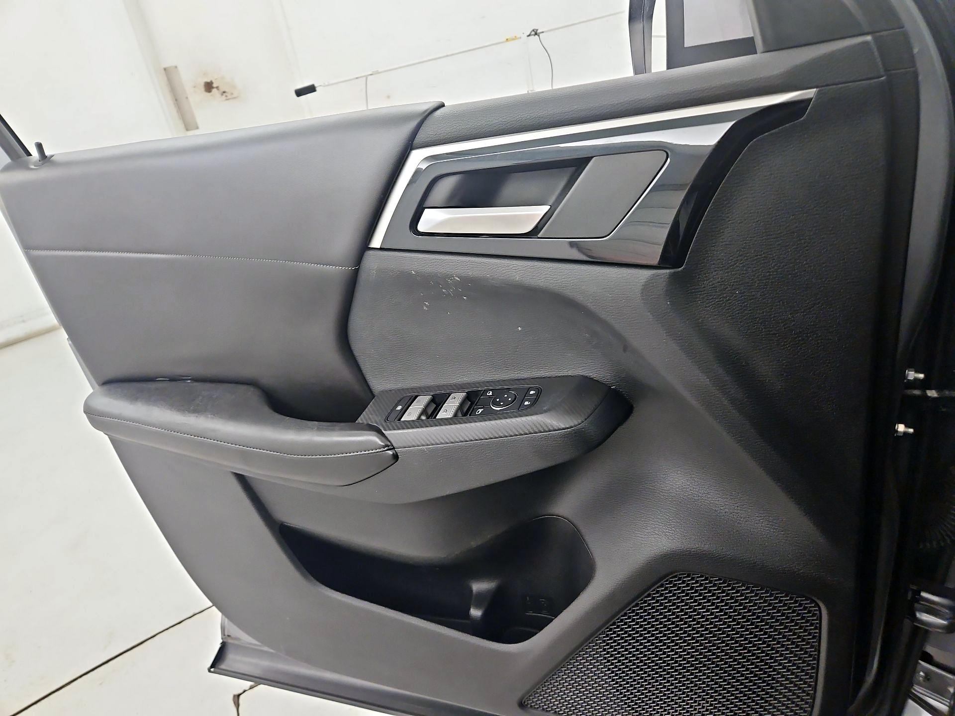 Thumbnail: 2022 Mitsubishi Outlander - 12