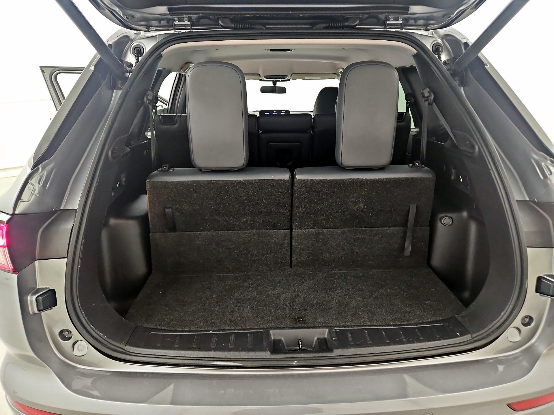 Thumbnail: 2022 Mitsubishi Outlander - 20