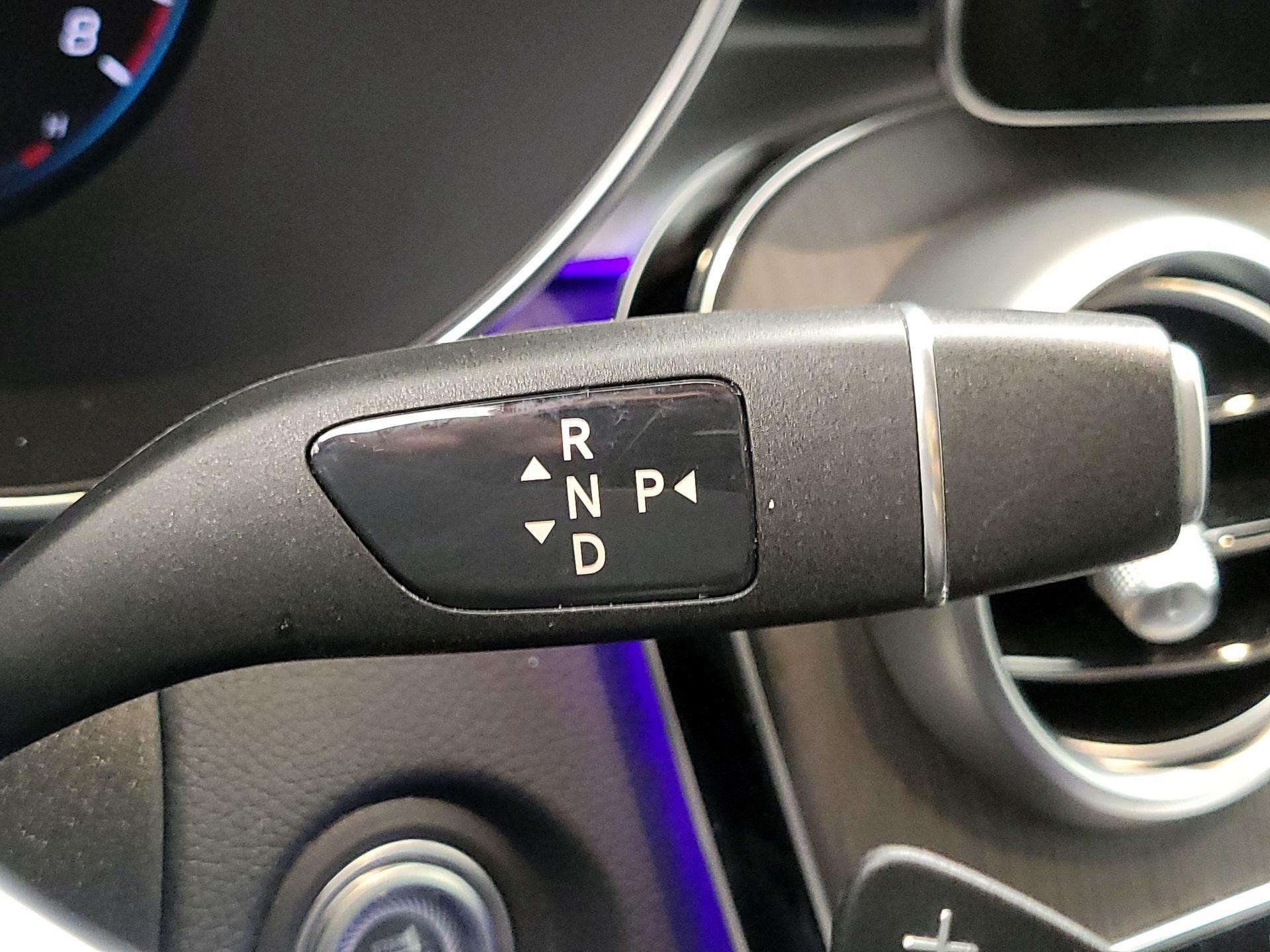 Thumbnail: 2022 Mercedes-Benz GLC - 17