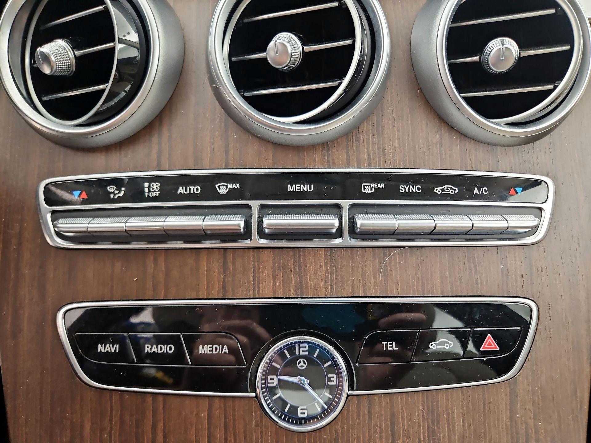 Thumbnail: 2021 Mercedes-Benz C-Class - 16