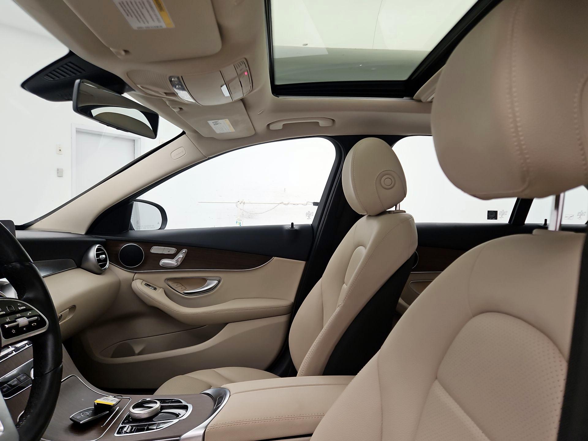 Thumbnail: 2021 Mercedes-Benz C-Class - 18