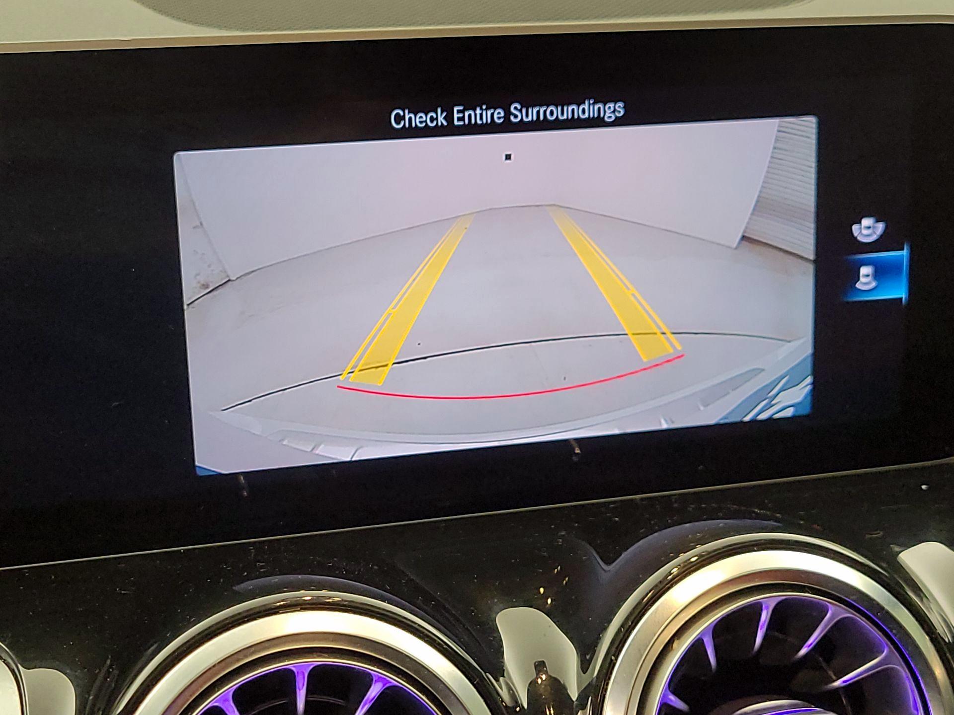 Thumbnail: 2021 Mercedes-Benz GLB - 14