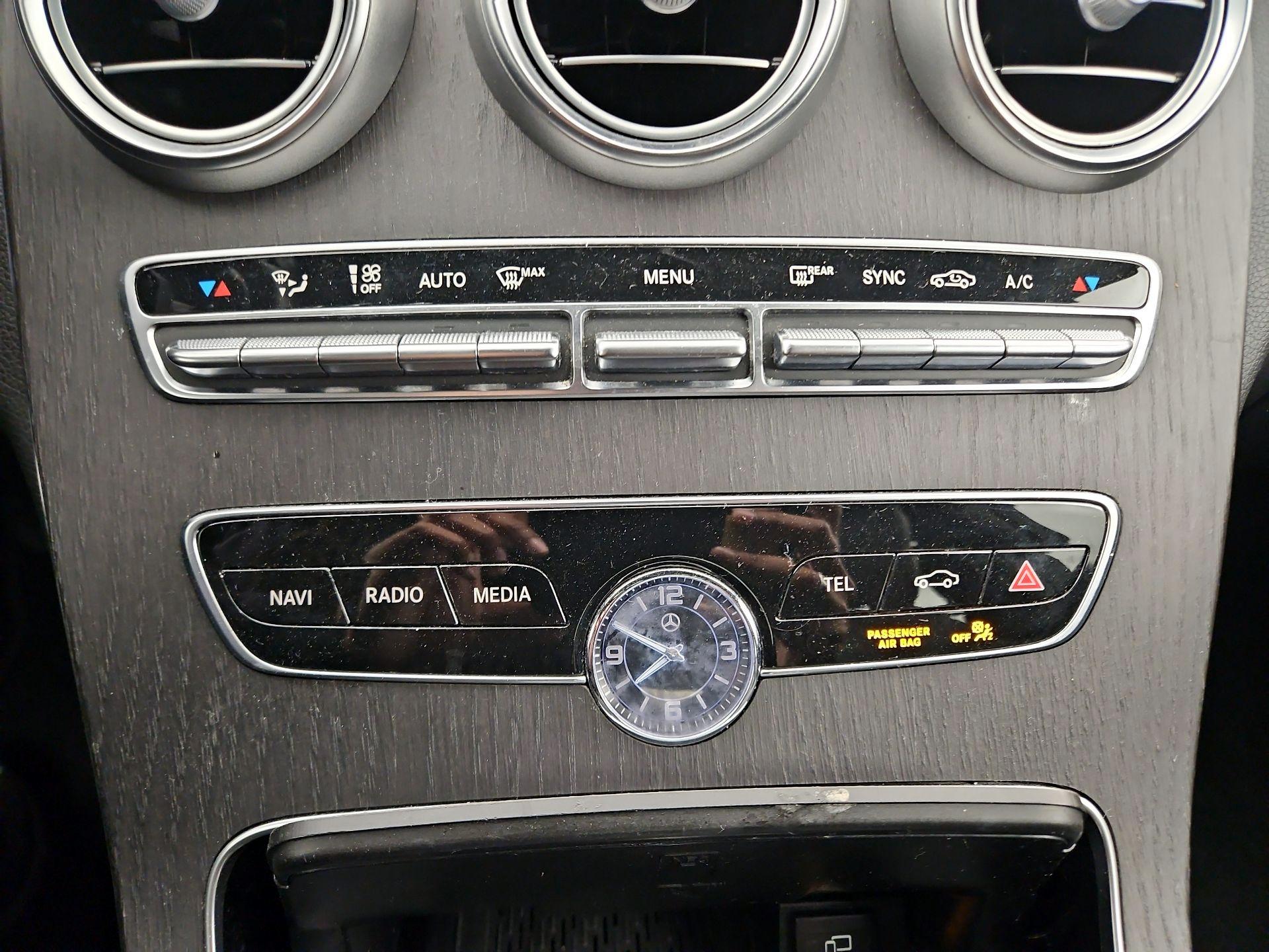 Thumbnail: 2021 Mercedes-Benz C-Class - 16