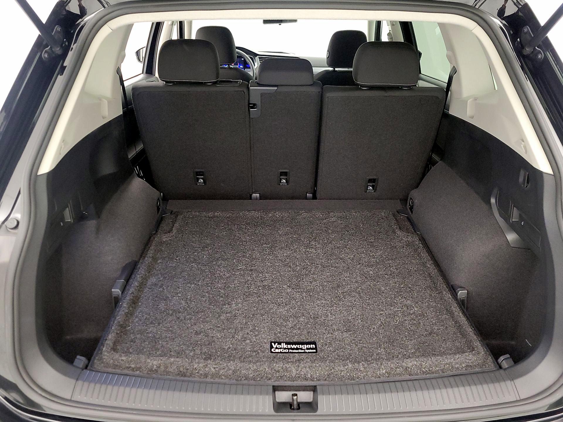 Thumbnail: 2022 Volkswagen Tiguan - 20