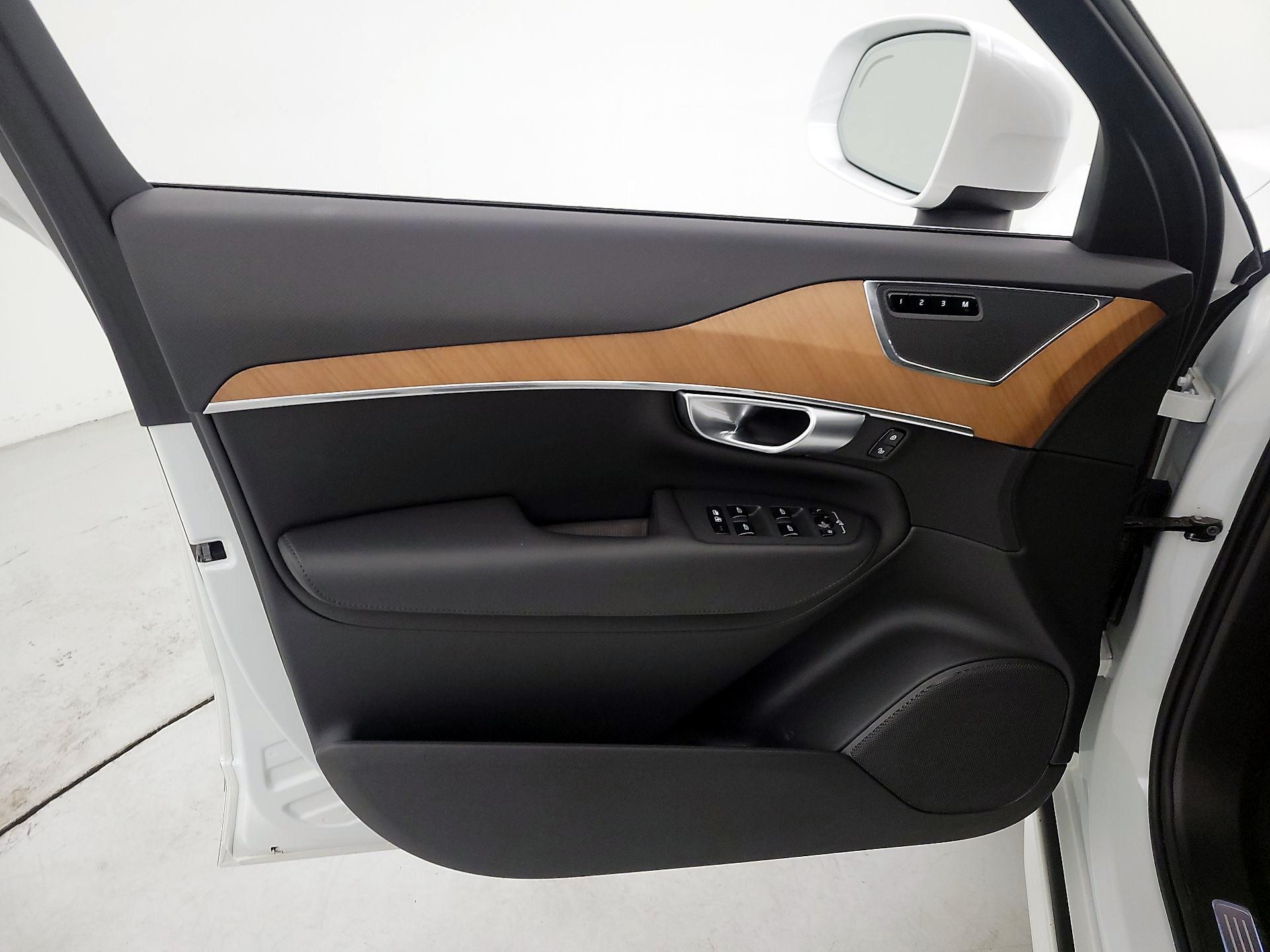 Thumbnail: 2024 Volvo XC90 - 12