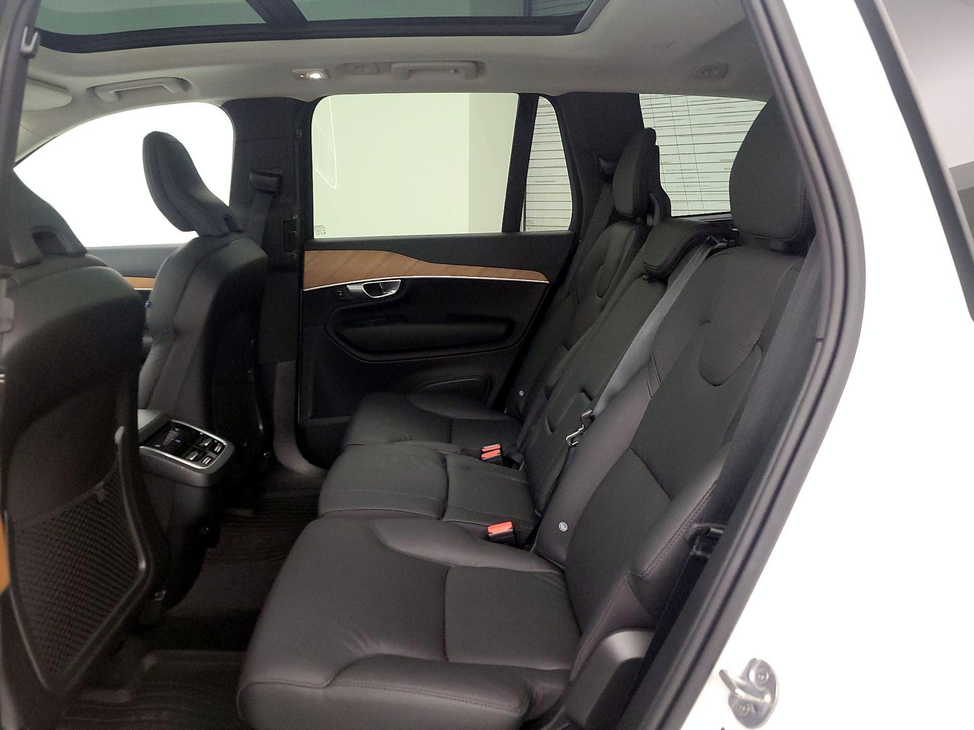 Thumbnail: 2024 Volvo XC90 - 20