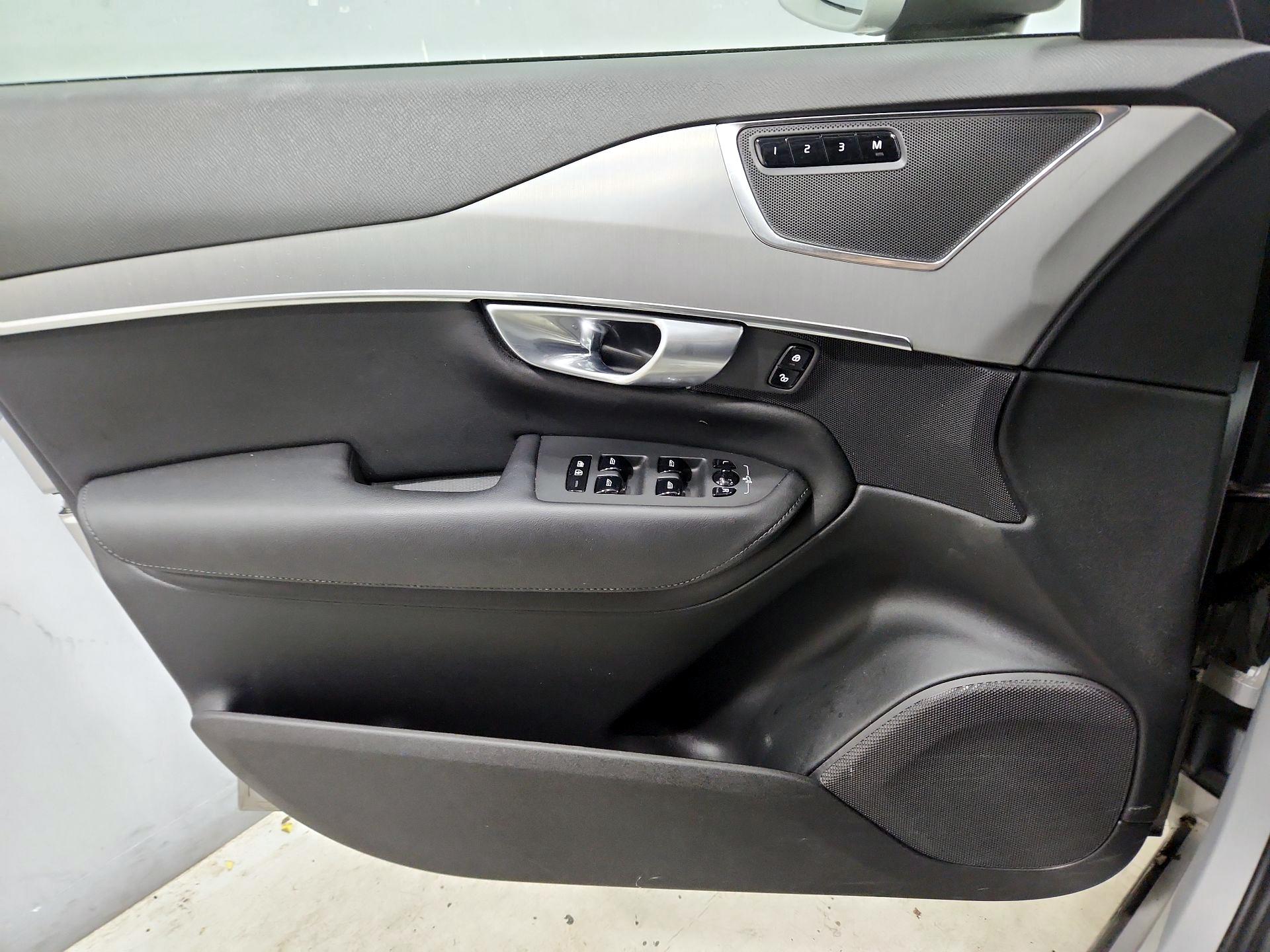 Thumbnail: 2024 Volvo XC90 - 12