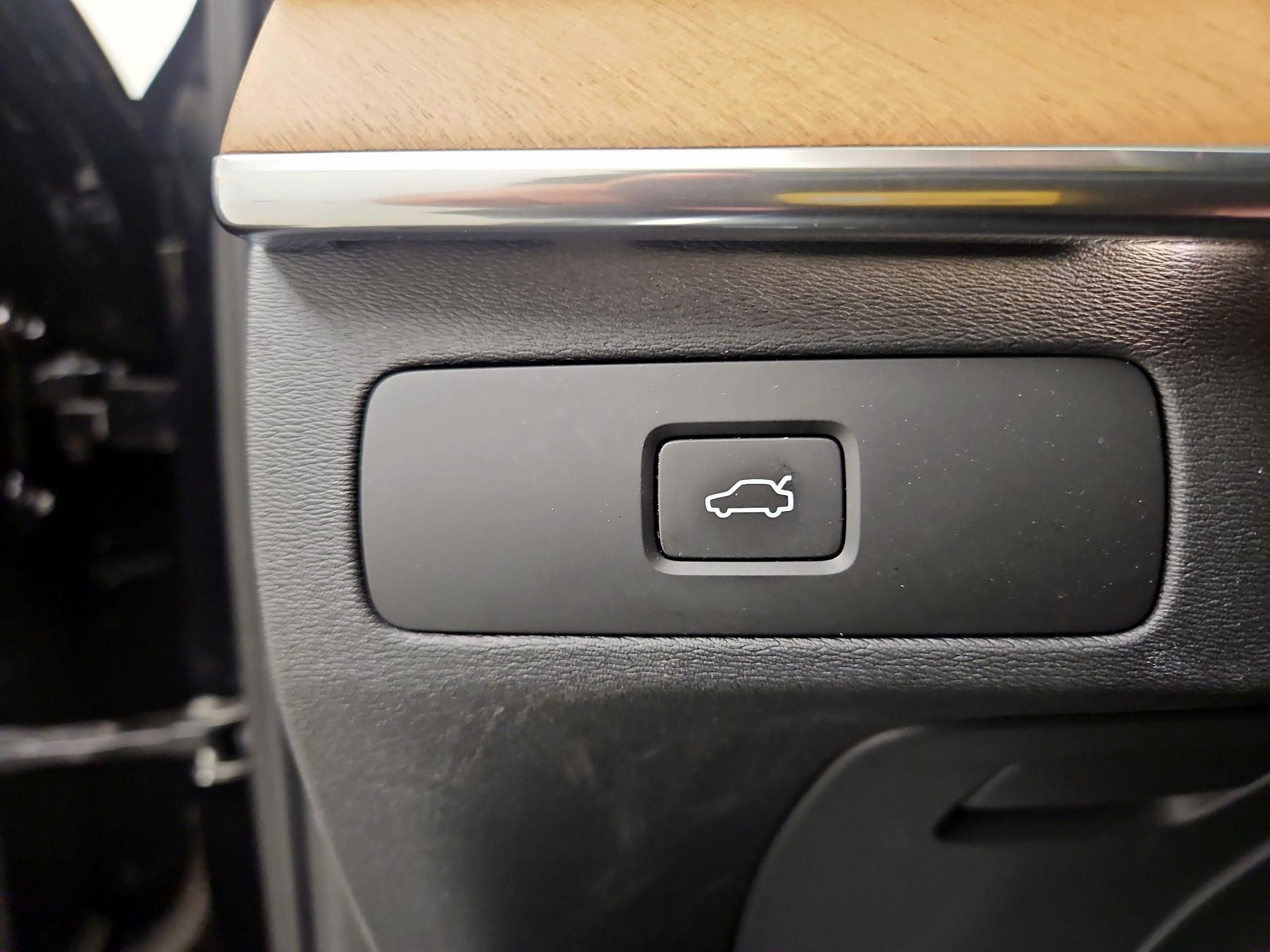 Thumbnail: 2024 Volvo XC90 - 13