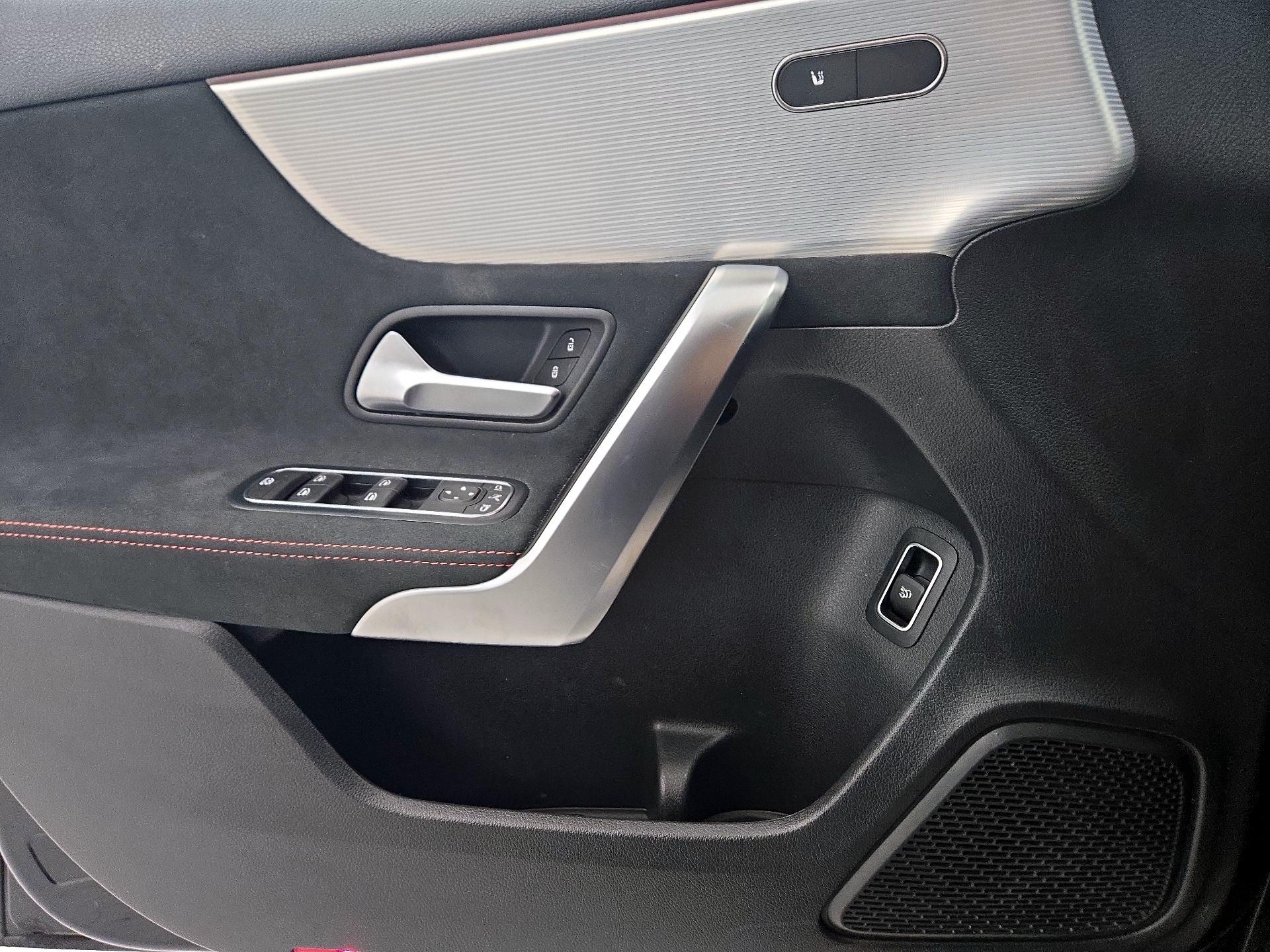 Thumbnail: 2022 Mercedes-Benz A-Class - 12