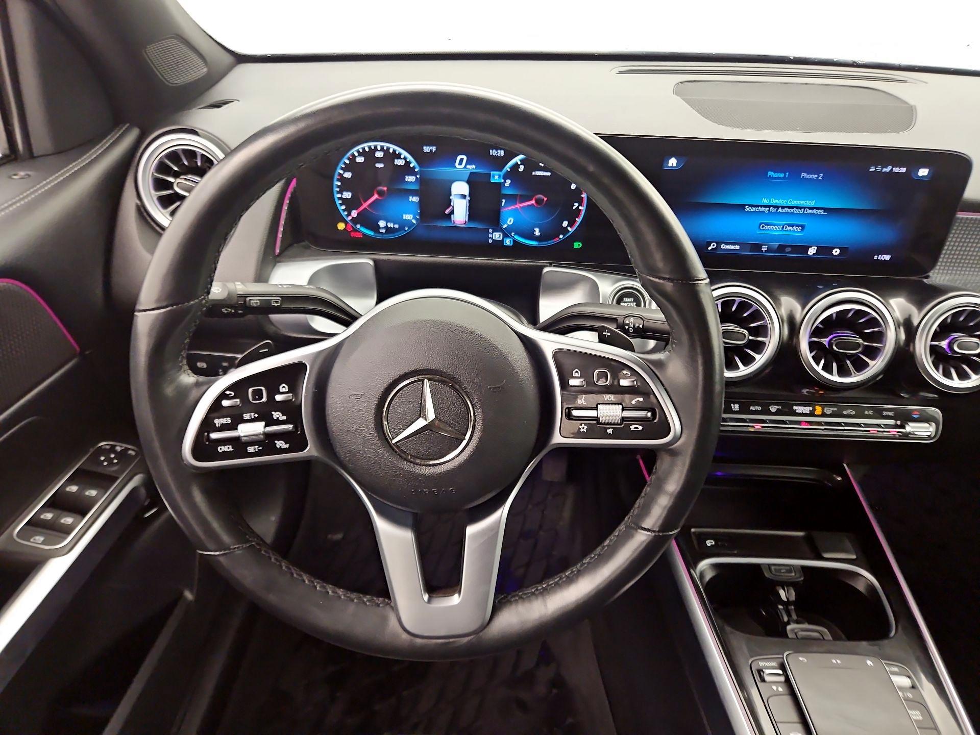 Thumbnail: 2022 Mercedes-Benz GLB - 10