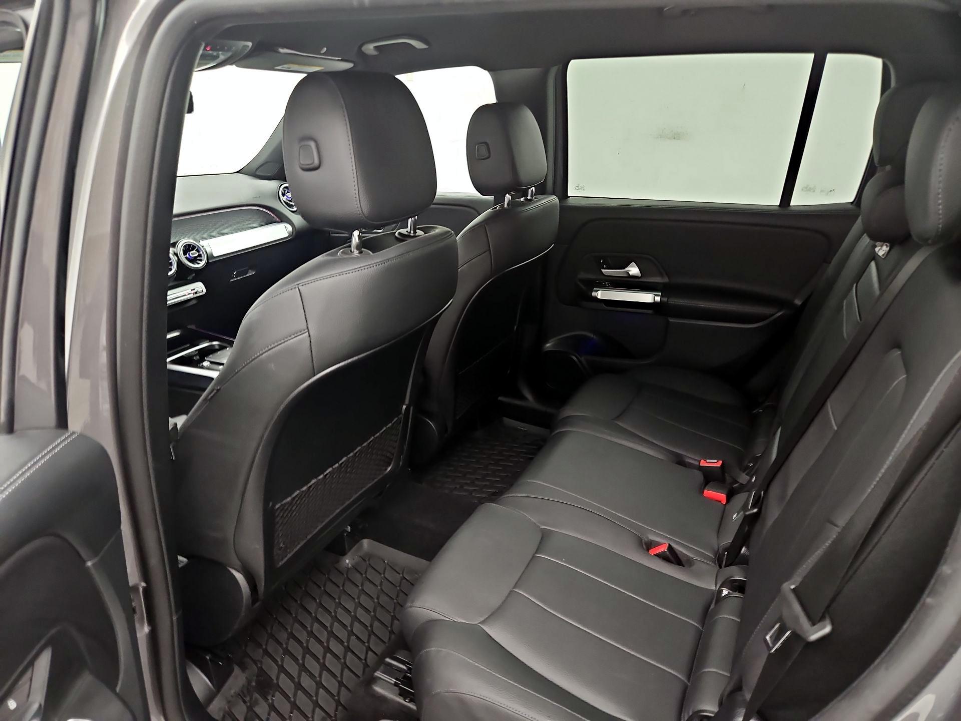 Thumbnail: 2022 Mercedes-Benz GLB - 19