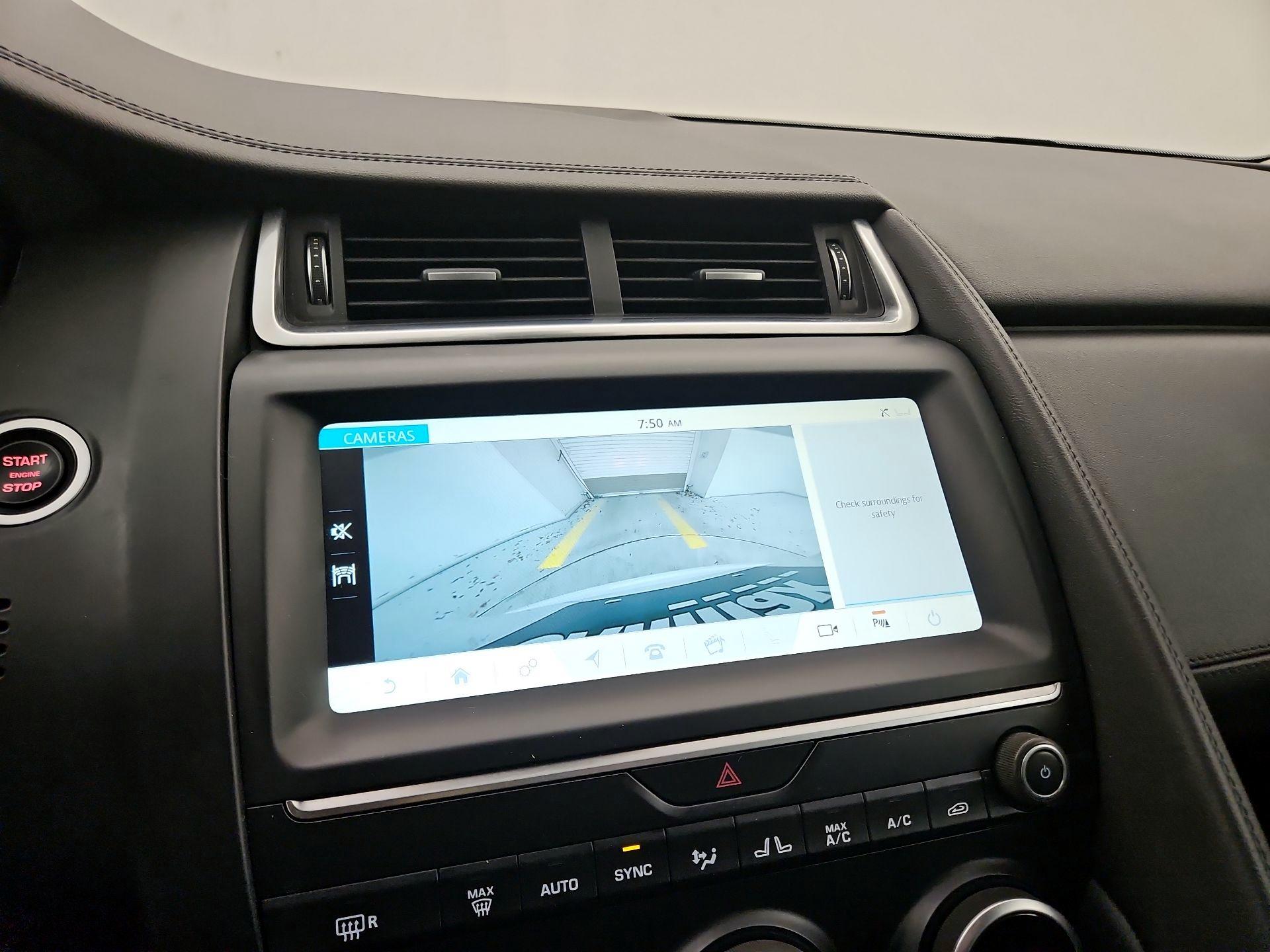 Thumbnail: 2020 Jaguar E-Pace - 15