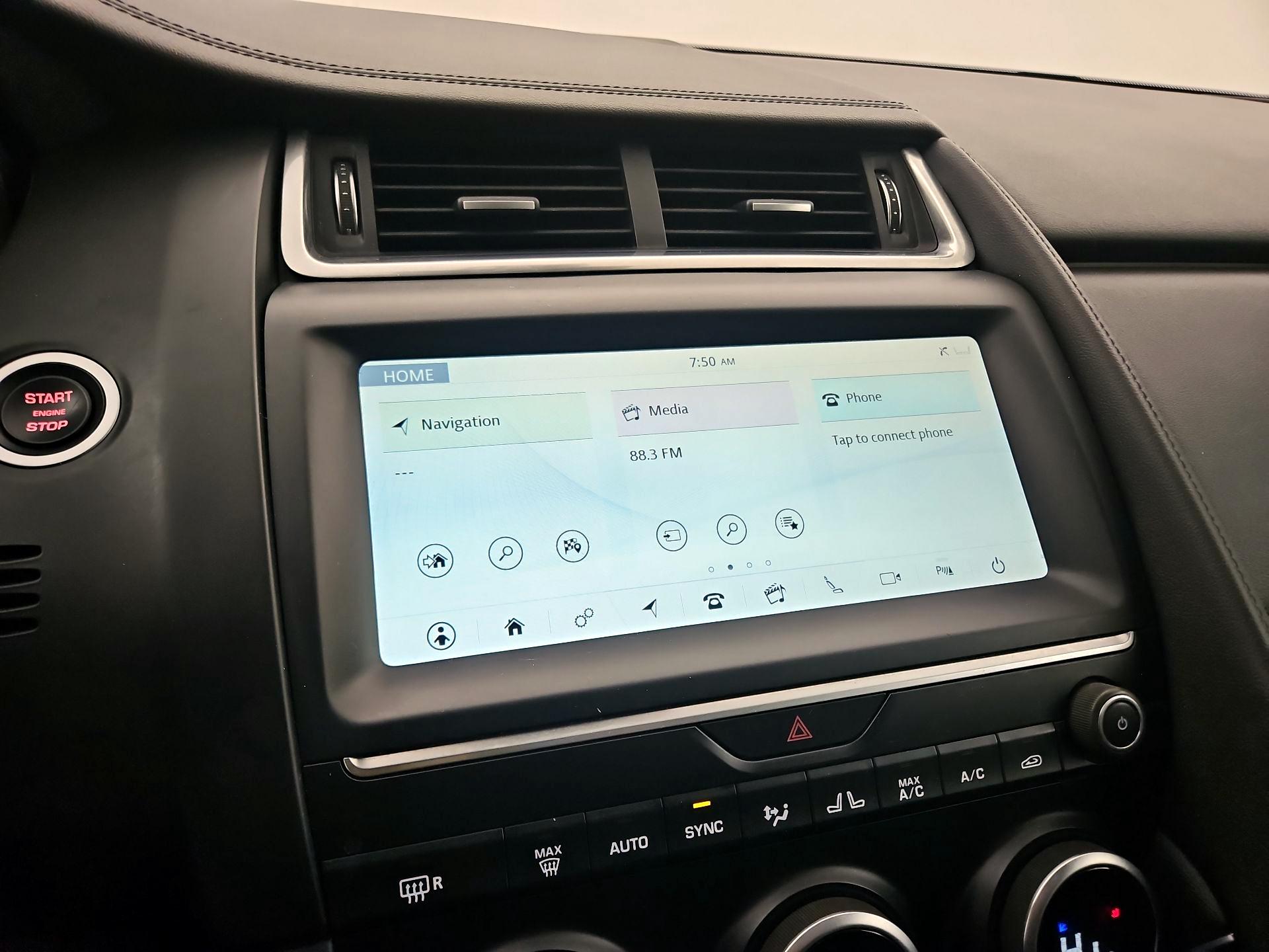 Thumbnail: 2020 Jaguar E-Pace - 16