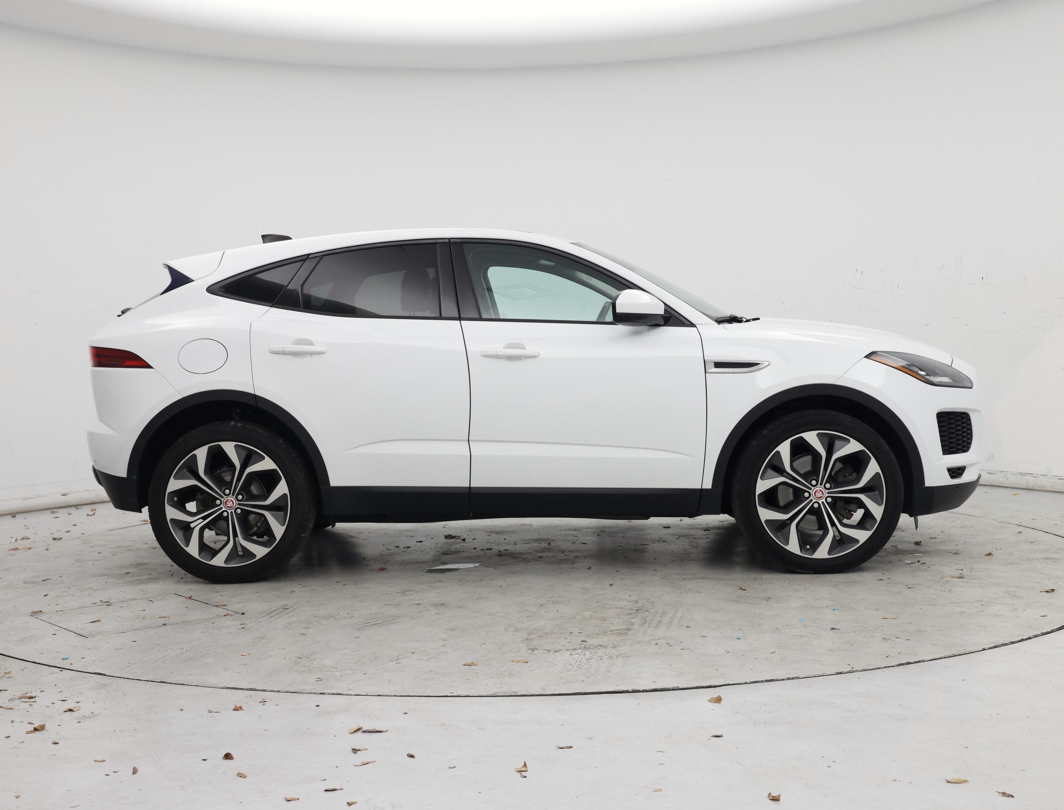Thumbnail: 2020 Jaguar E-Pace - 7