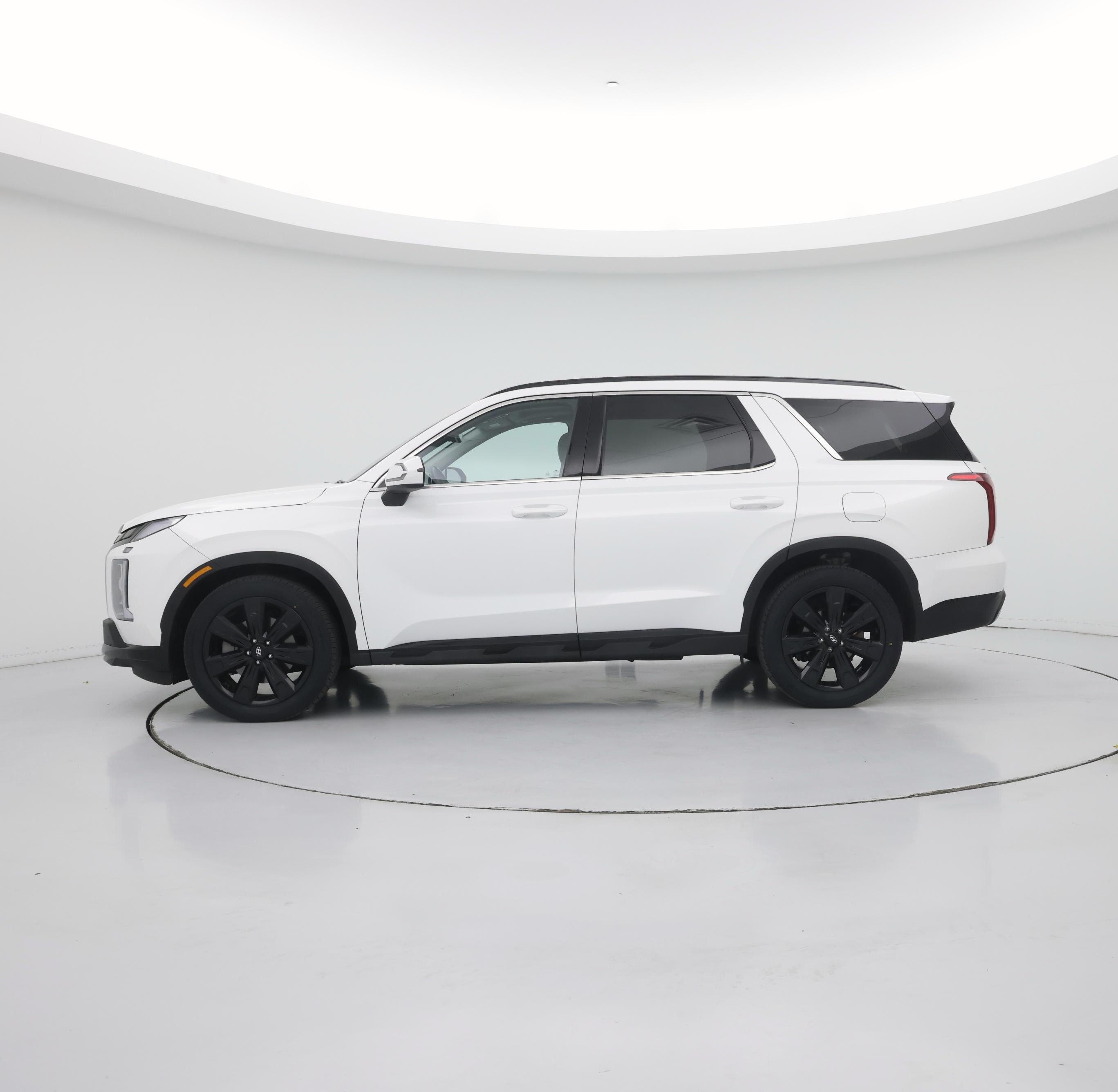 Thumbnail: 2023 Hyundai Palisade - 3