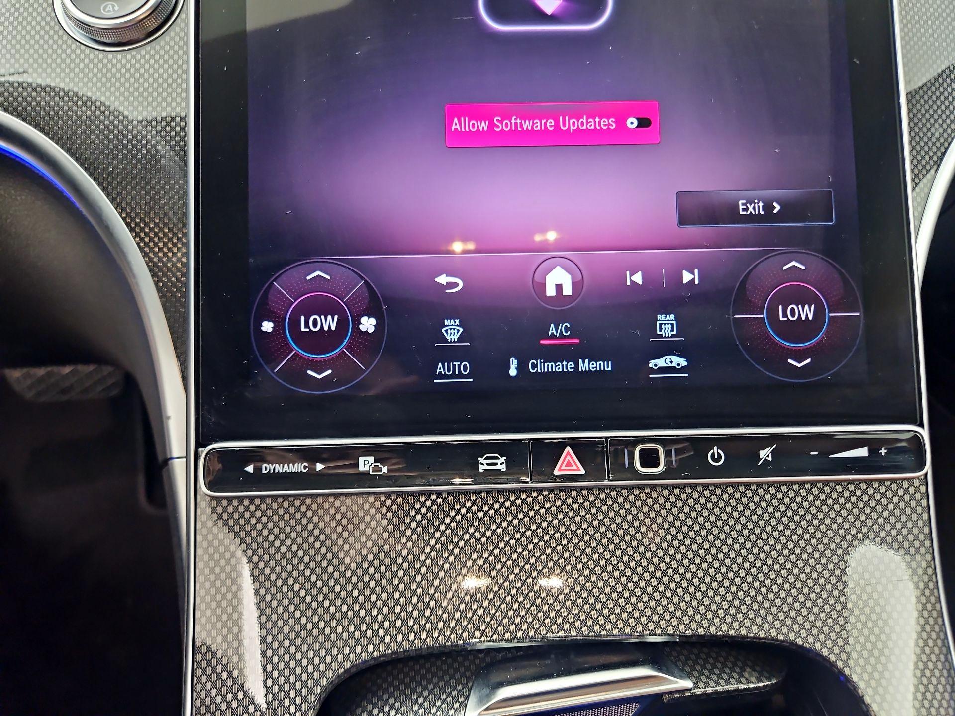 Thumbnail: 2023 Mercedes-Benz C-Class - 16