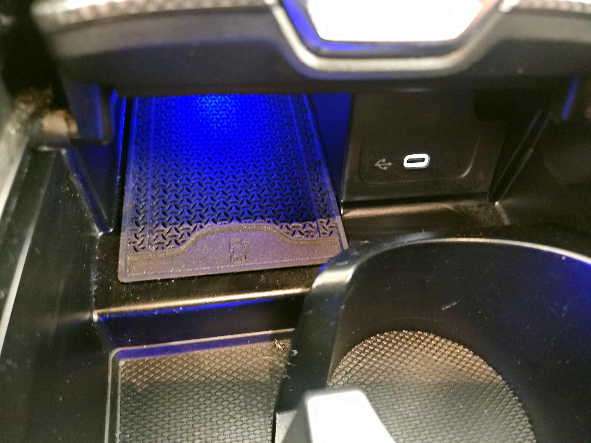 Thumbnail: 2023 Mercedes-Benz C-Class - 18