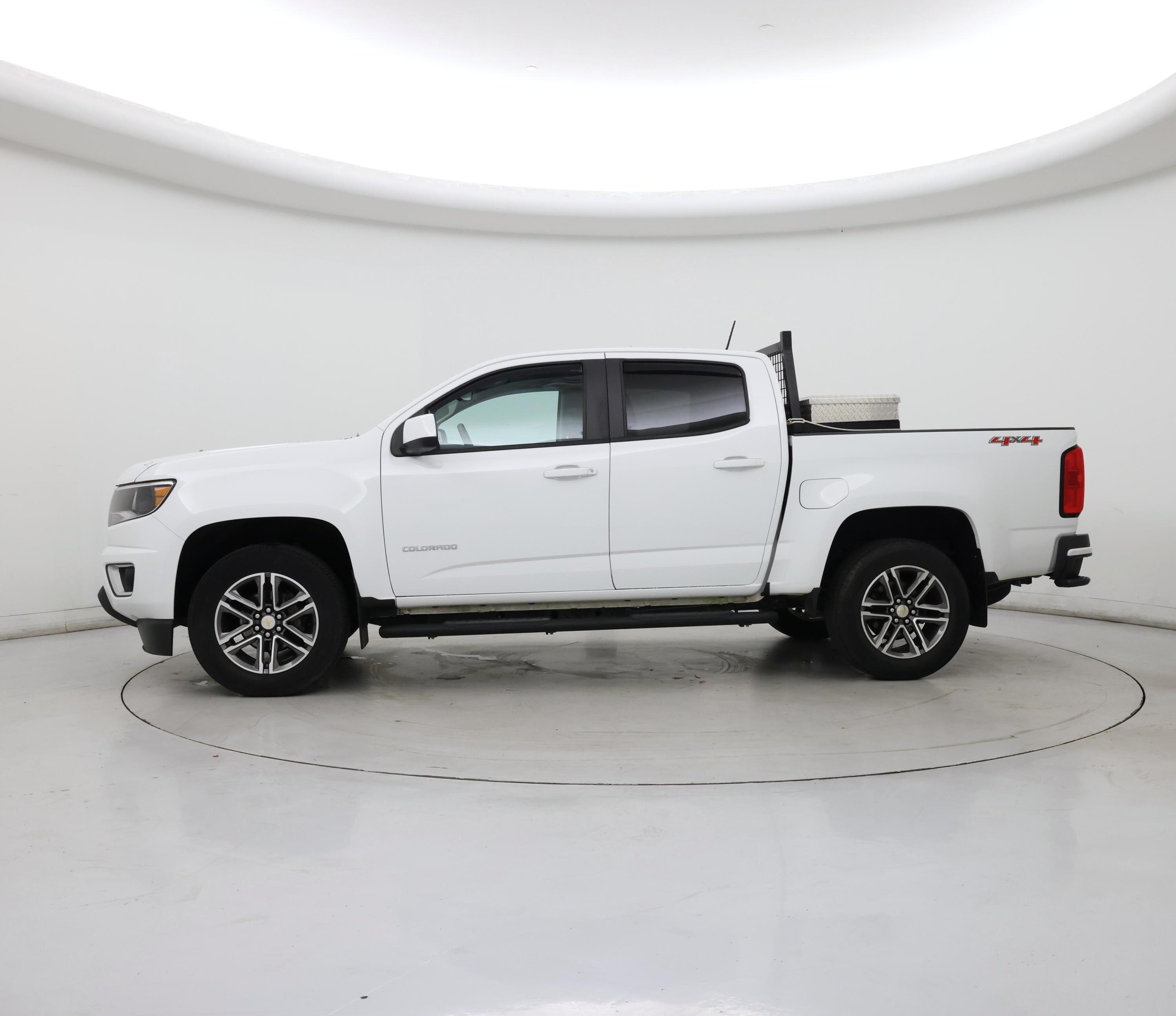 Thumbnail: 2020 Chevrolet Colorado - 3