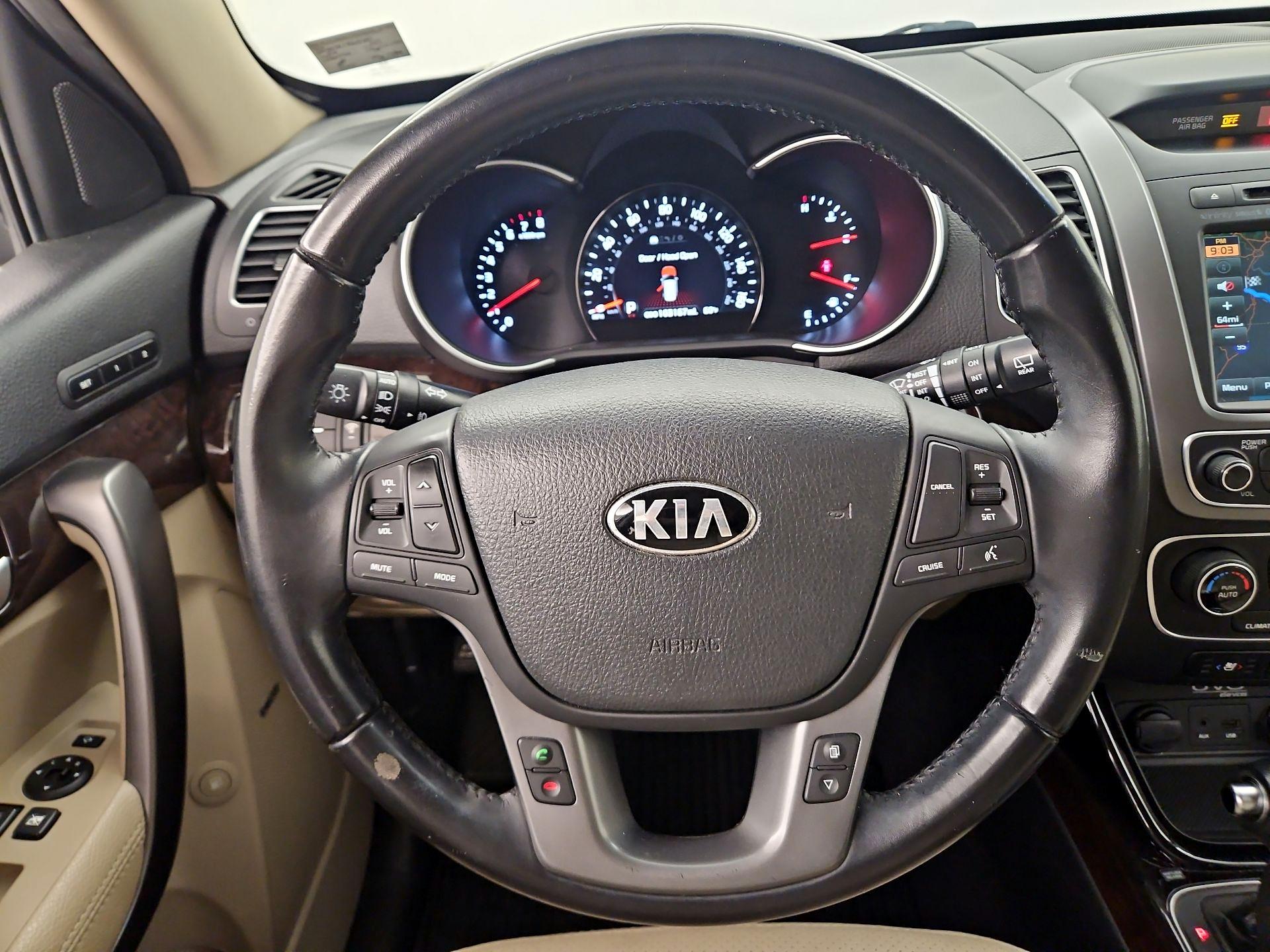 Thumbnail: 2014 Kia Sorento - 10